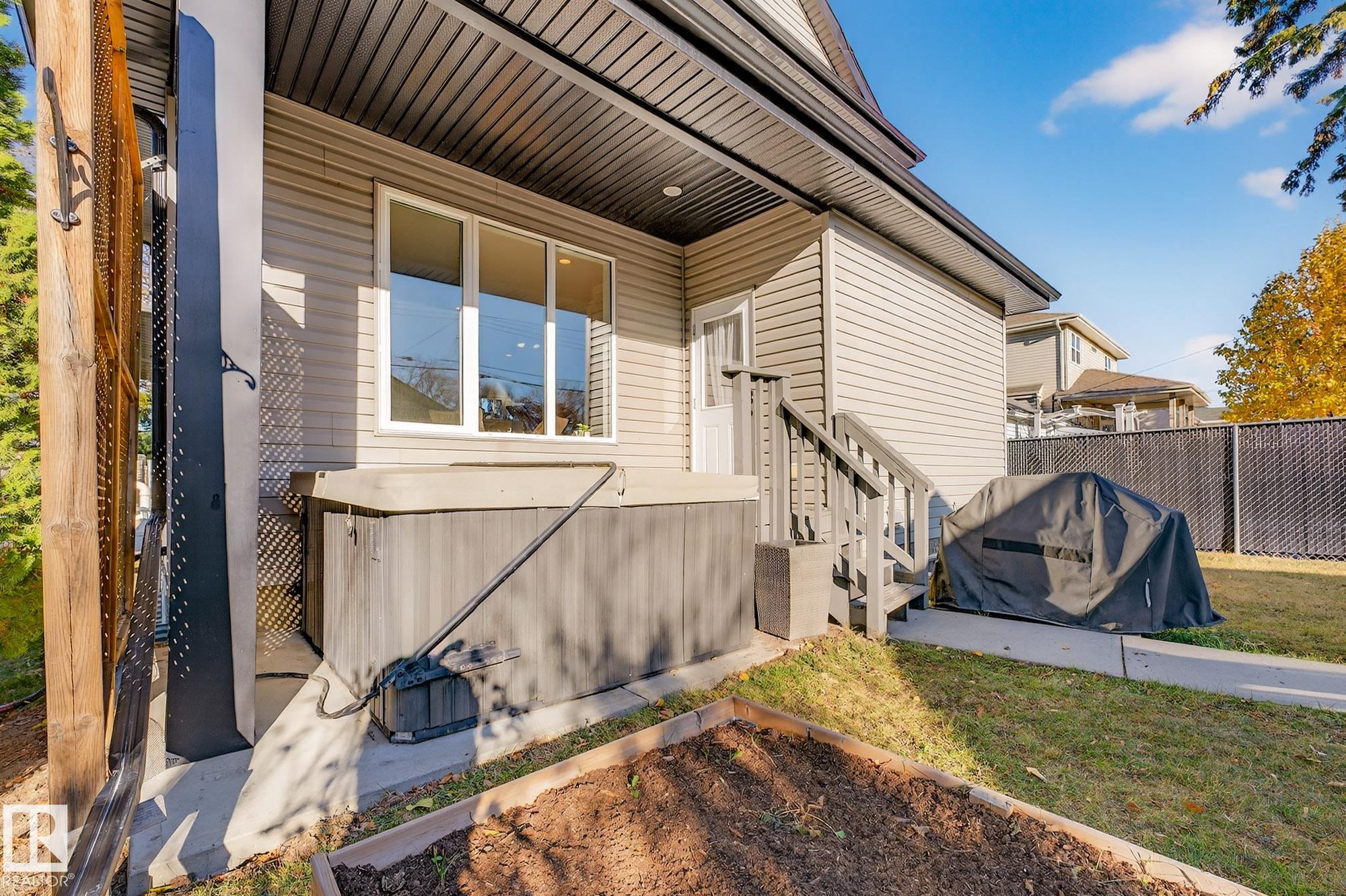 Photo 44 at 8543 81 Avenue NW, King Edward Park, Edmonton