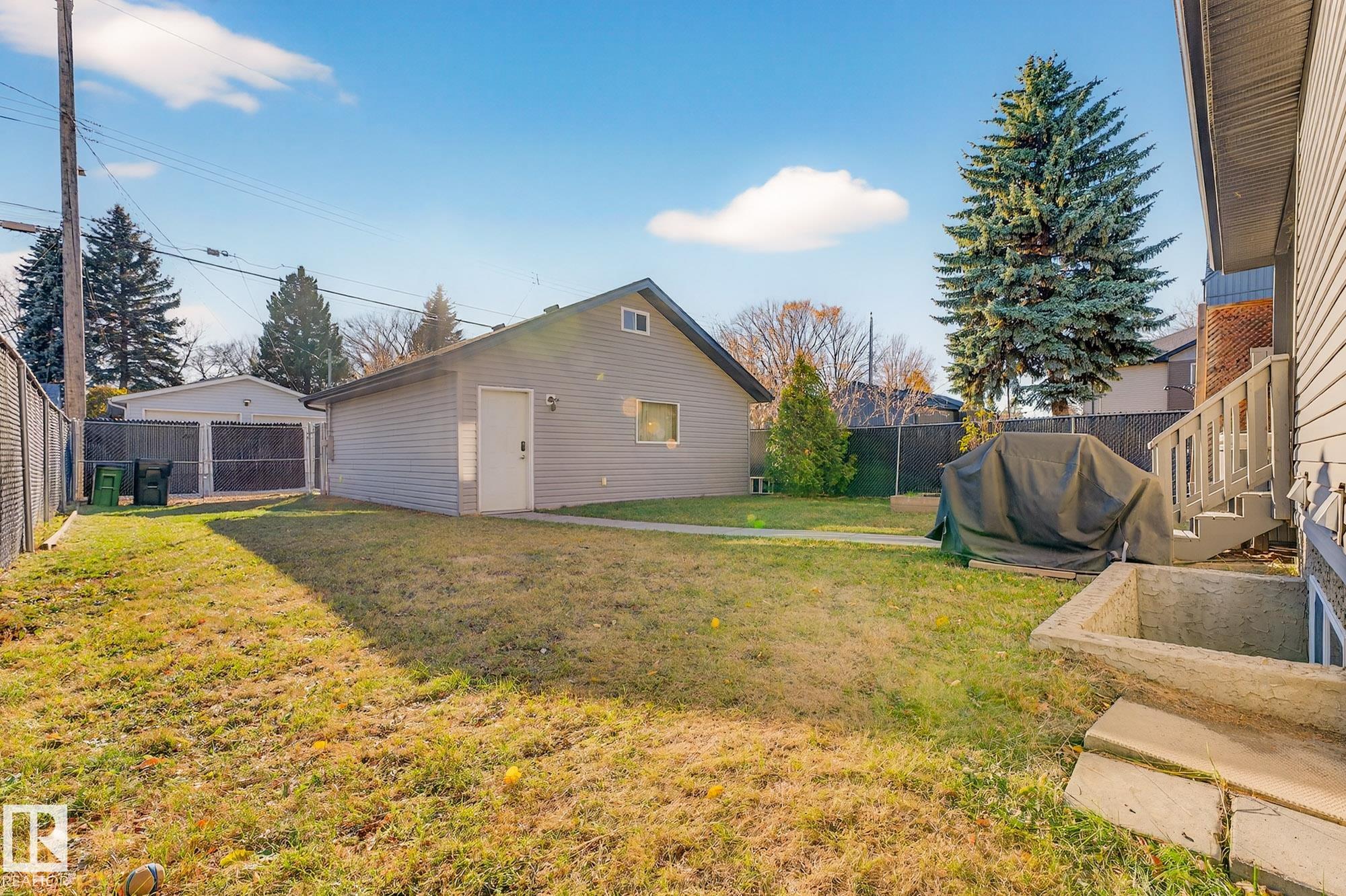 Photo 46 at 8543 81 Avenue NW, King Edward Park, Edmonton