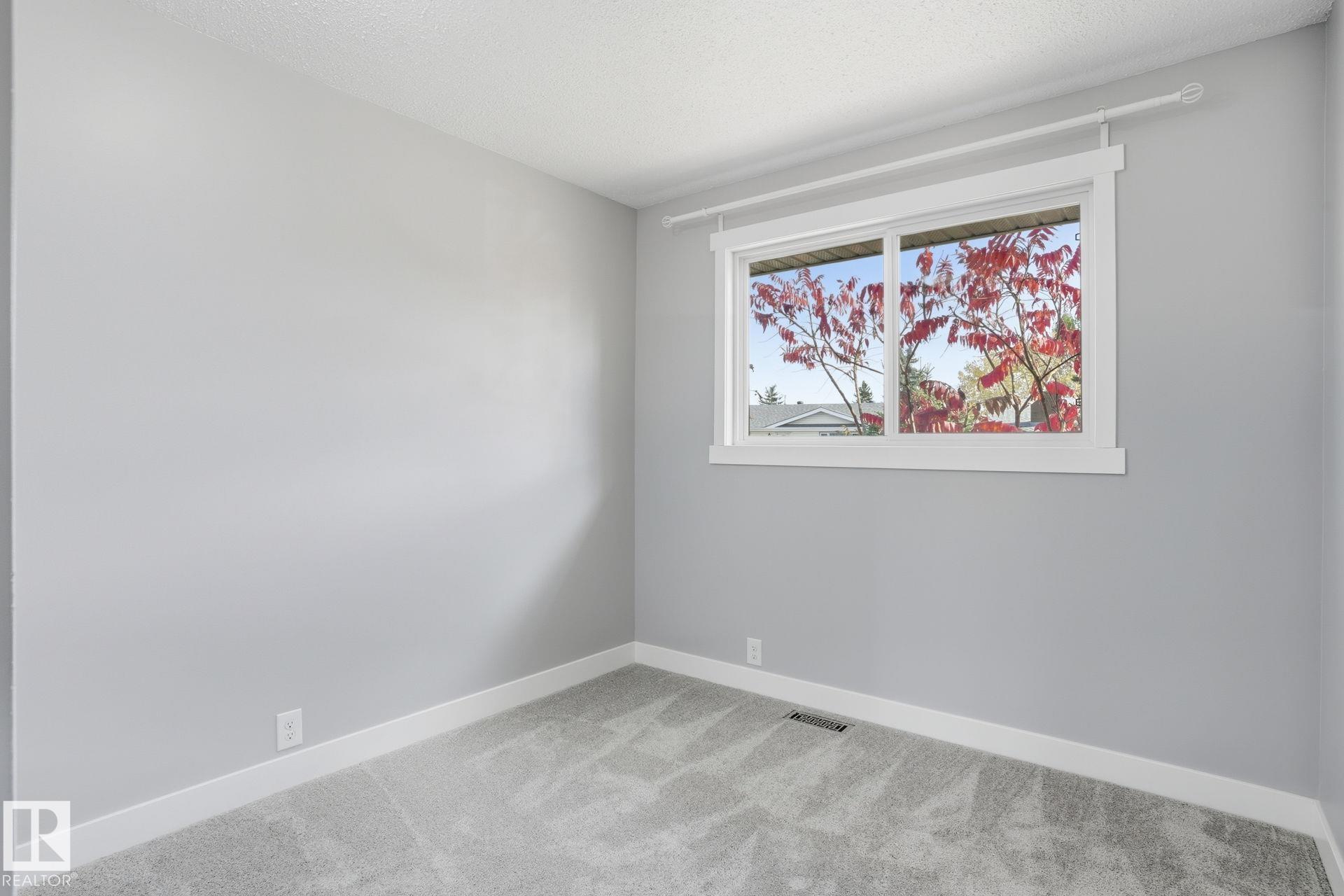 Photo 19 at 14208 30 Street NW, Hairsine, Edmonton