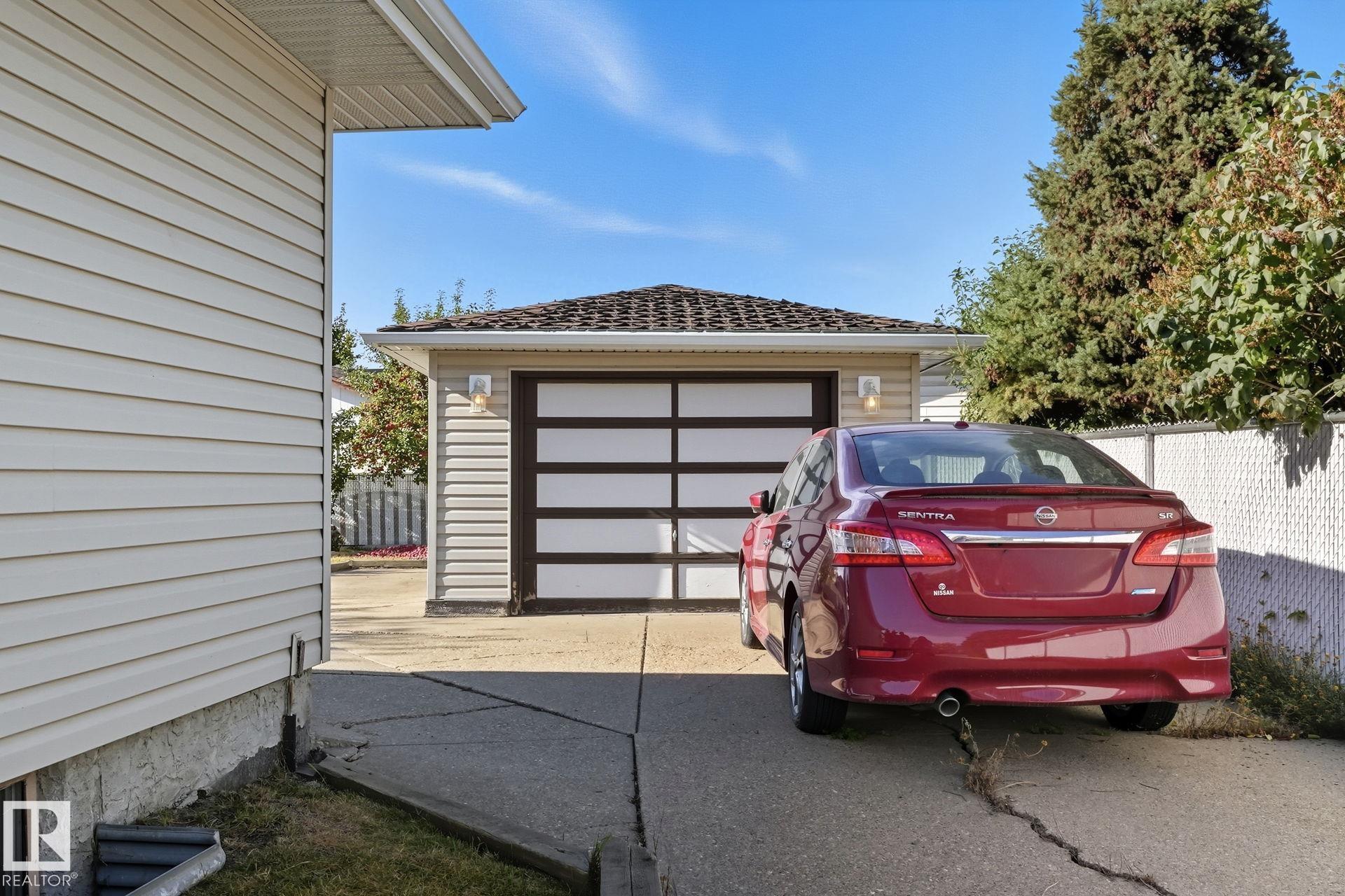 Photo 27 at 14208 30 Street NW, Hairsine, Edmonton