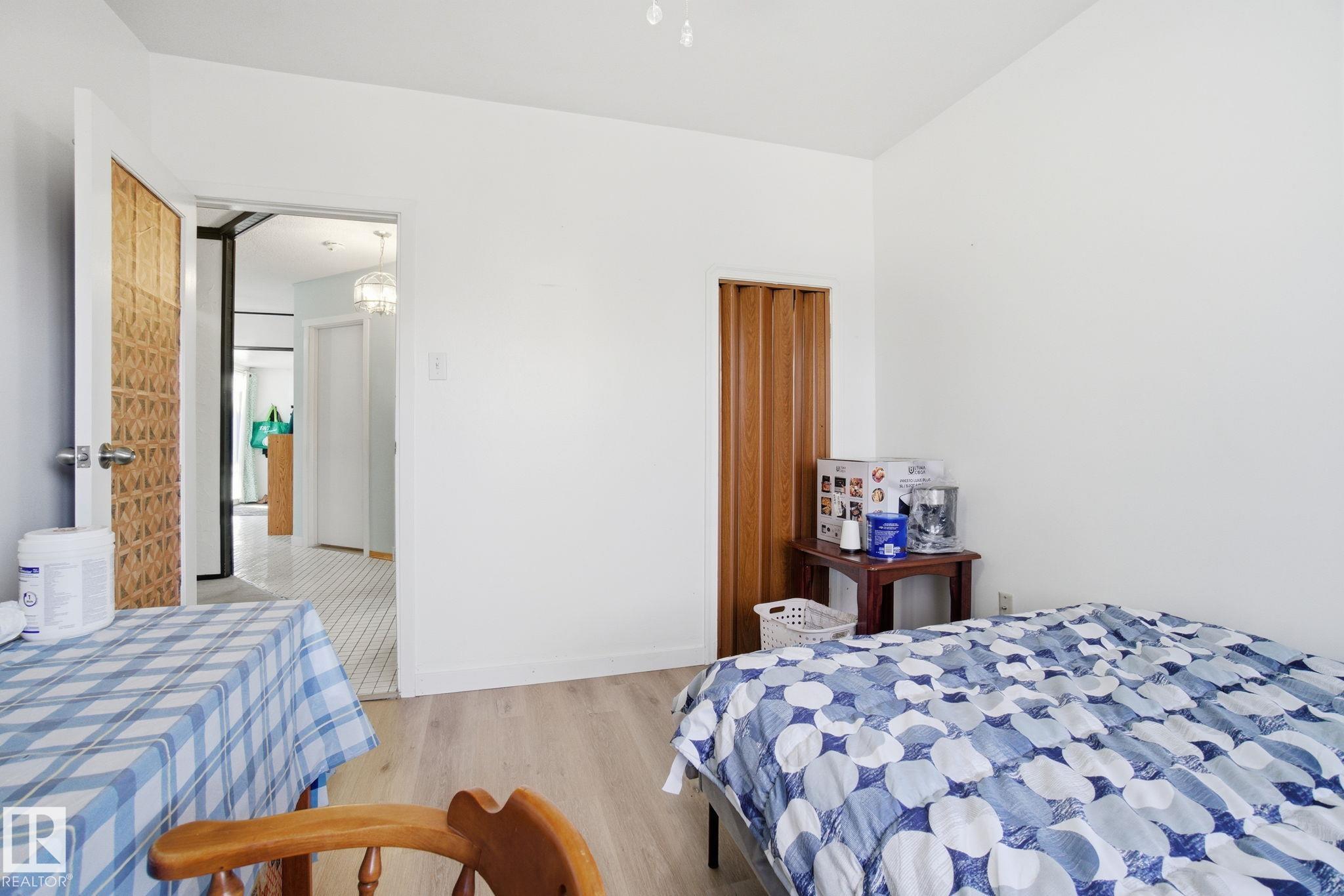 Photo 17 at 11514 92 Street NW, Alberta Avenue, Edmonton