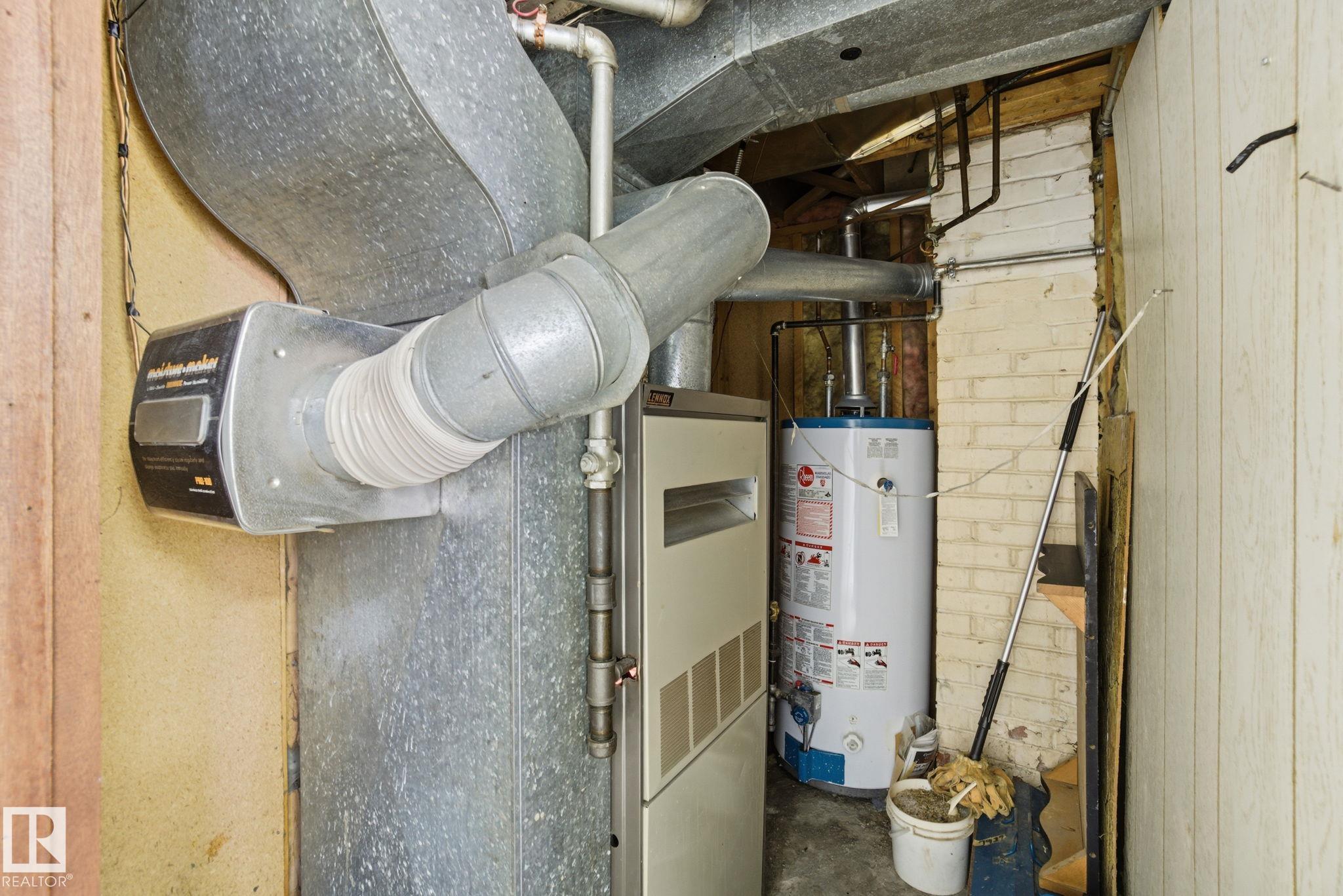 Photo 39 at 11514 92 Street NW, Alberta Avenue, Edmonton