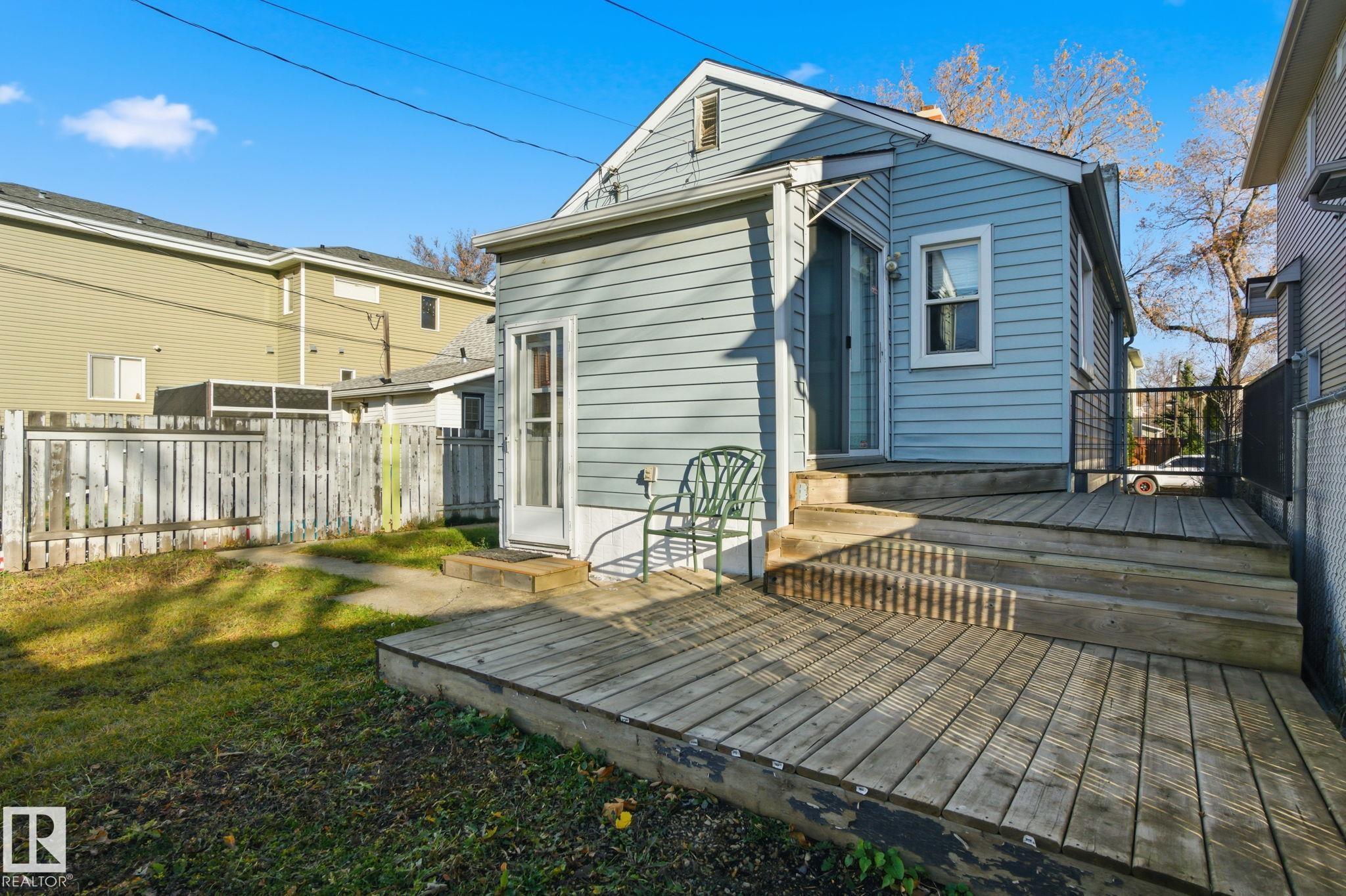 Photo 40 at 11514 92 Street NW, Alberta Avenue, Edmonton