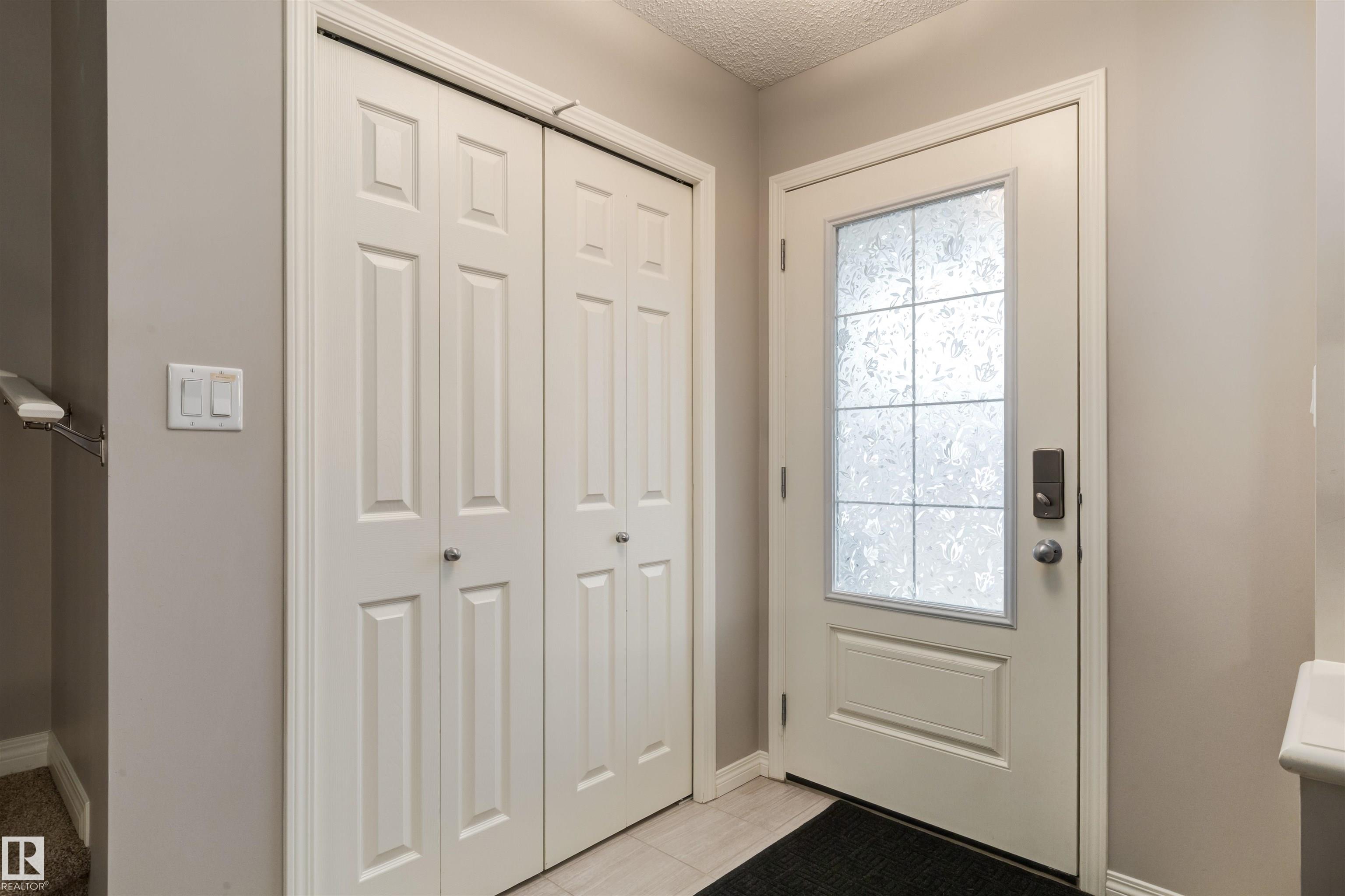 Picture for 7123 22 AV SW