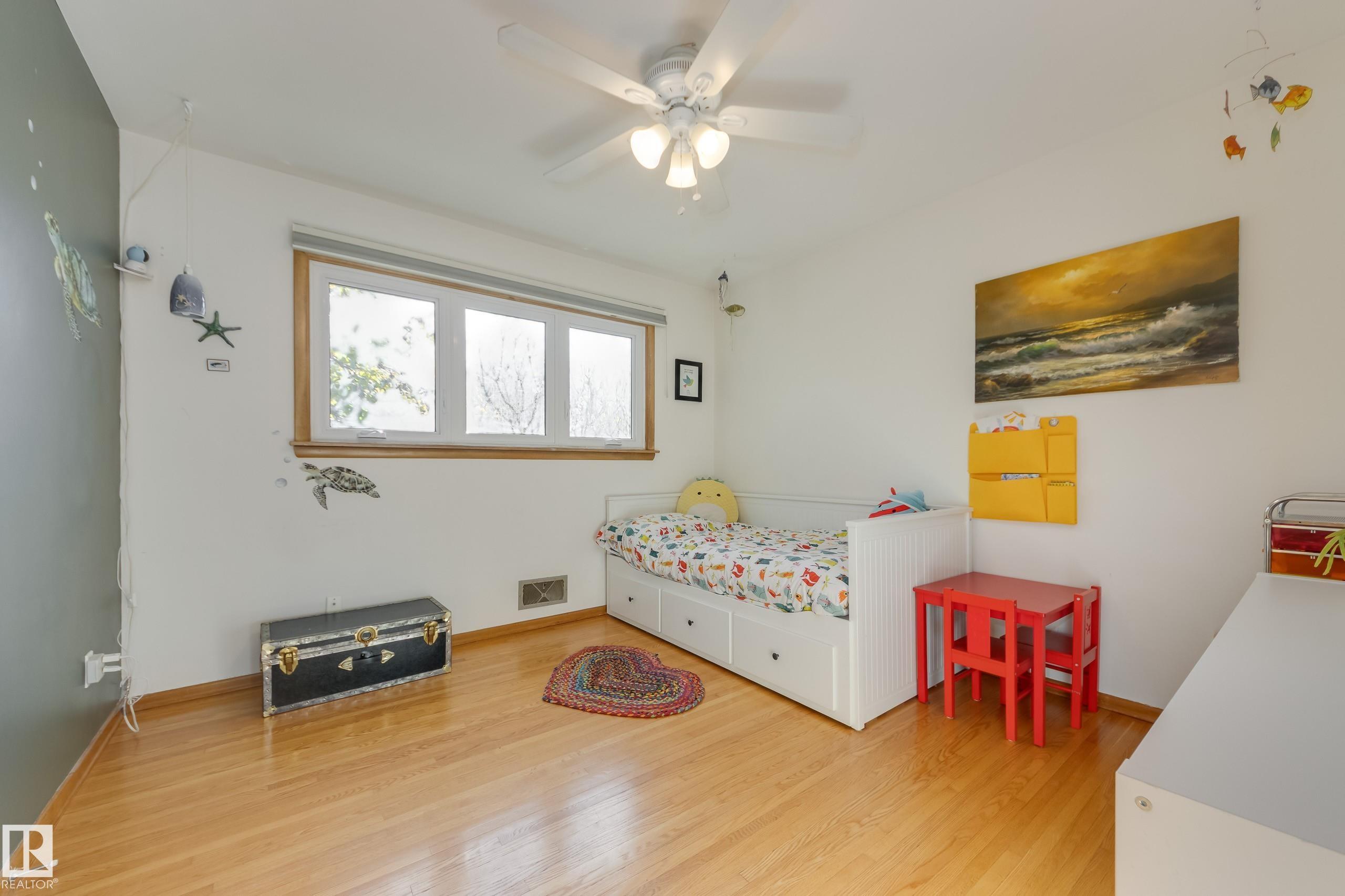 Photo 15 at 9651 66 Avenue NW, Hazeldean, Edmonton