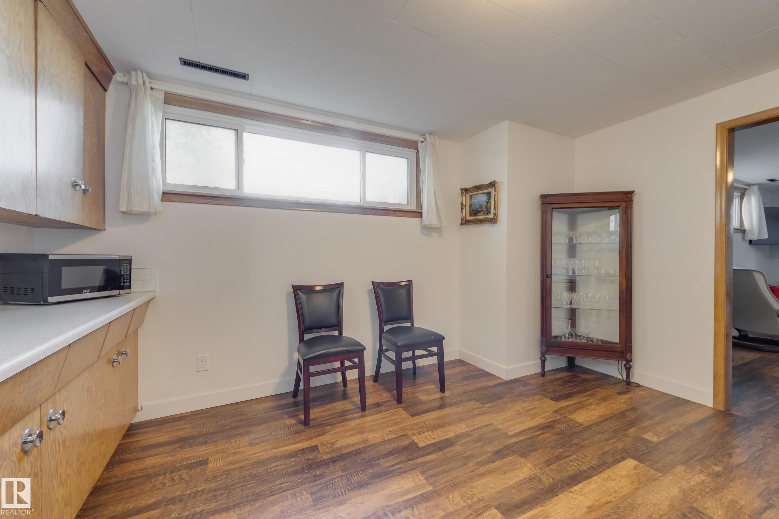 Photo 30 at 9651 66 Avenue NW, Hazeldean, Edmonton