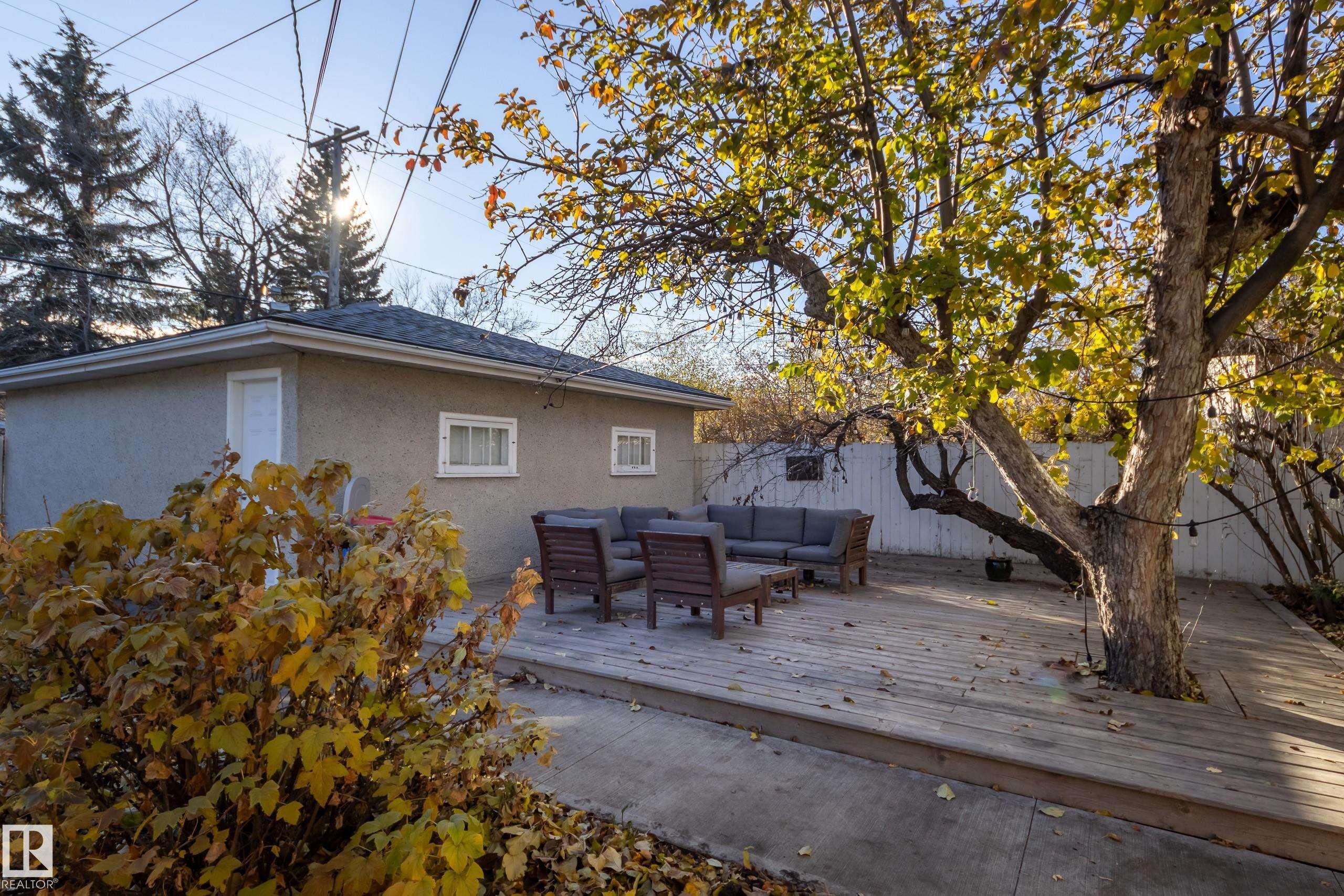 Photo 36 at 9651 66 Avenue NW, Hazeldean, Edmonton