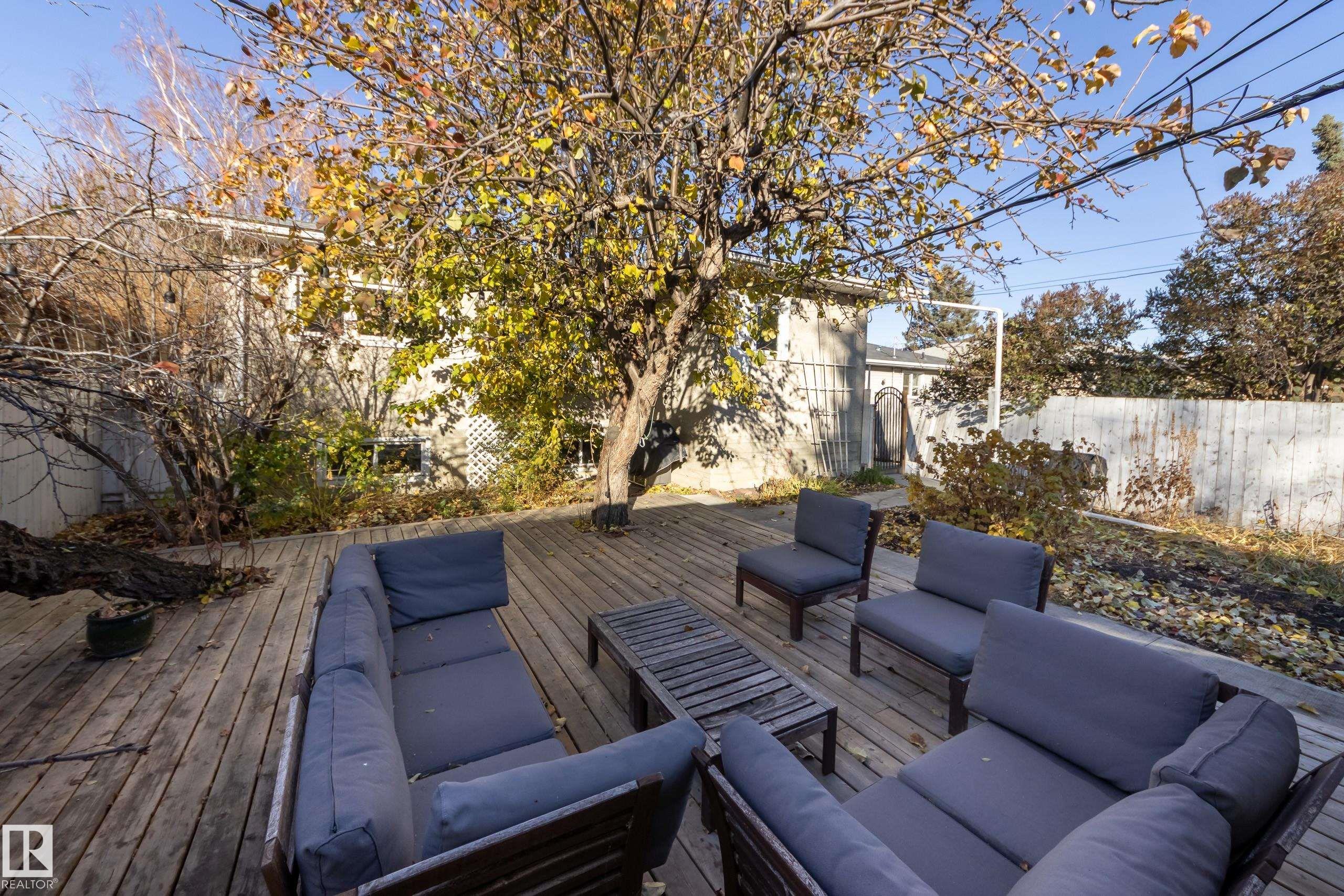 Photo 37 at 9651 66 Avenue NW, Hazeldean, Edmonton