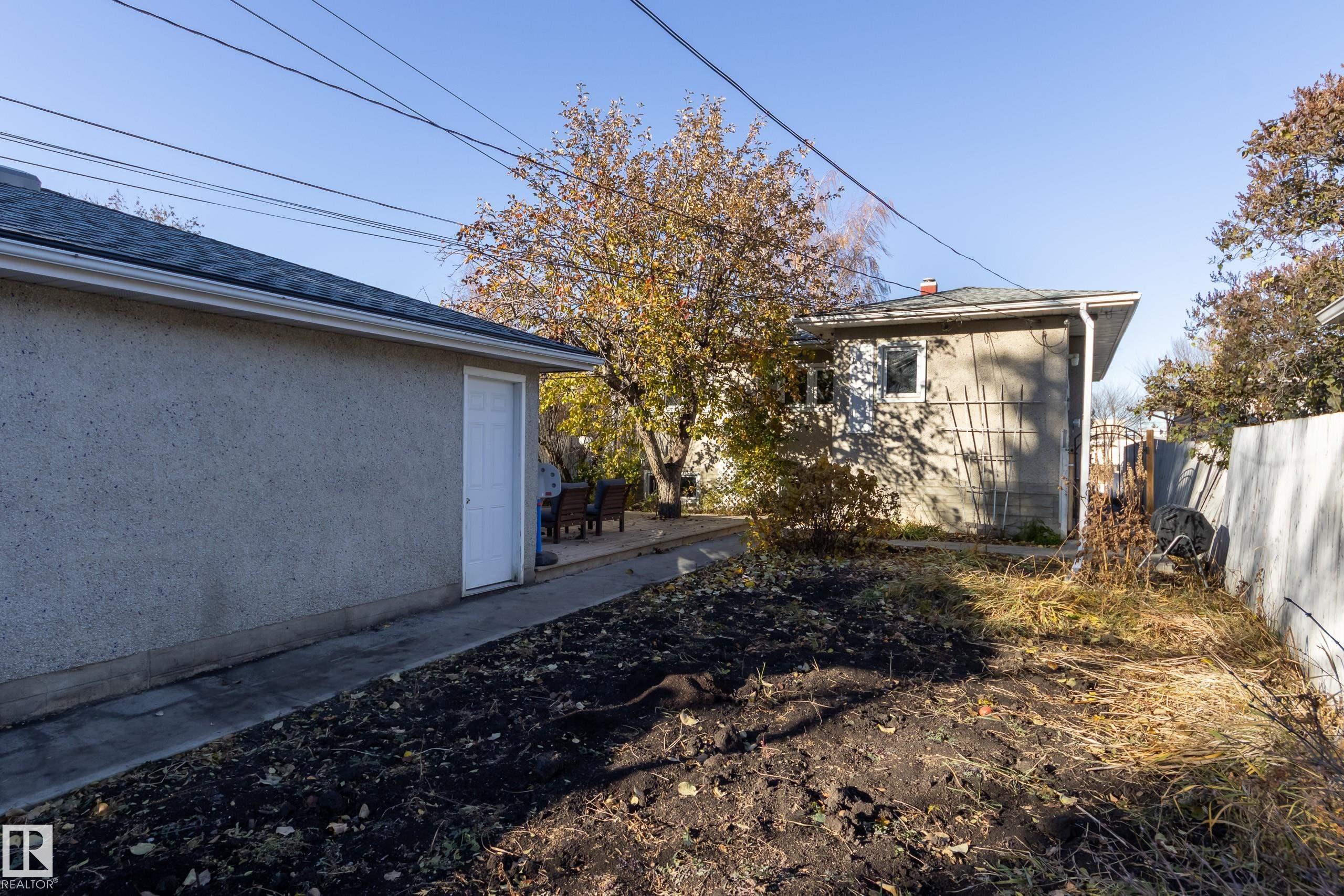 Photo 38 at 9651 66 Avenue NW, Hazeldean, Edmonton