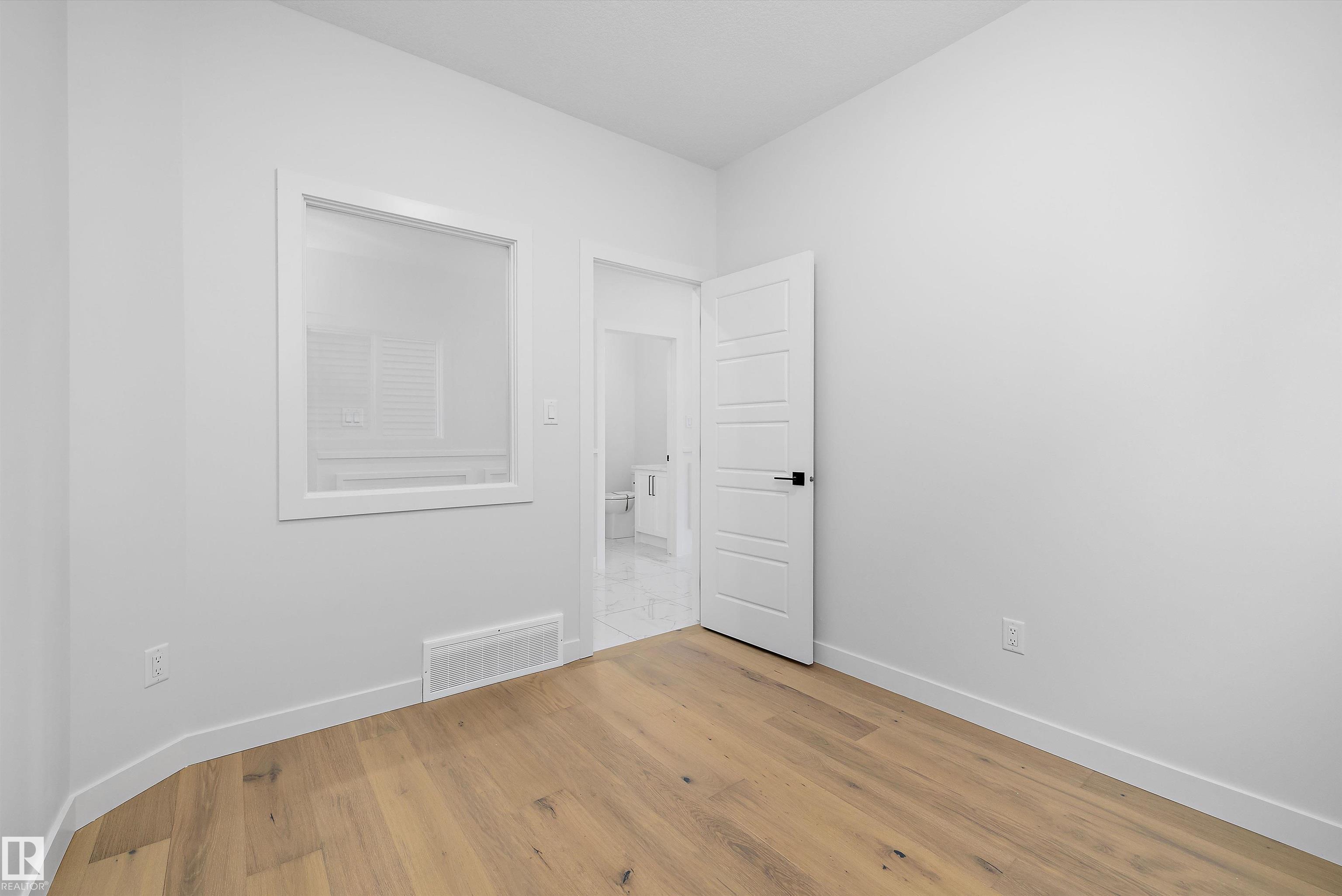 Picture for 234 KINGLET BV NW