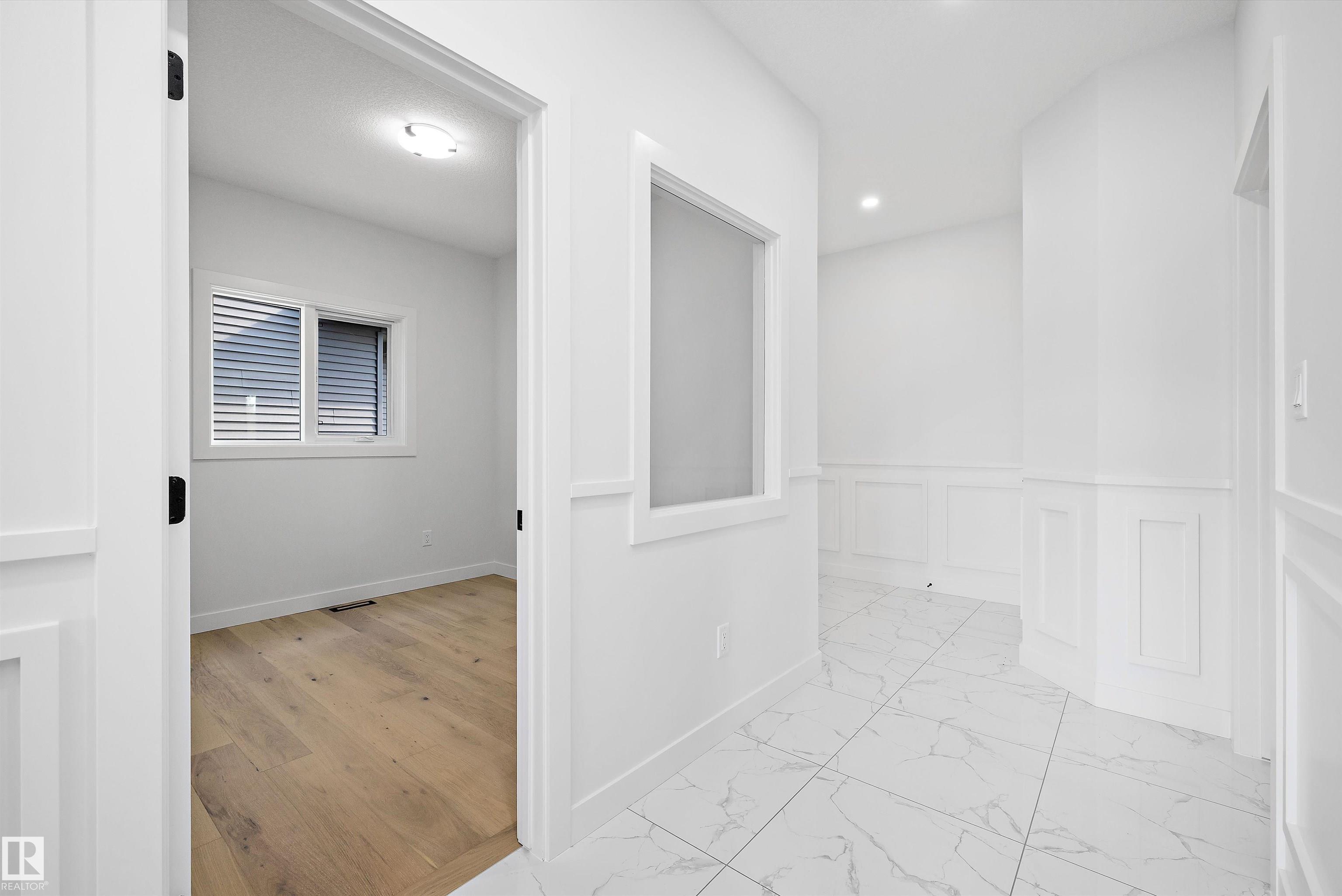 Picture for 234 KINGLET BV NW