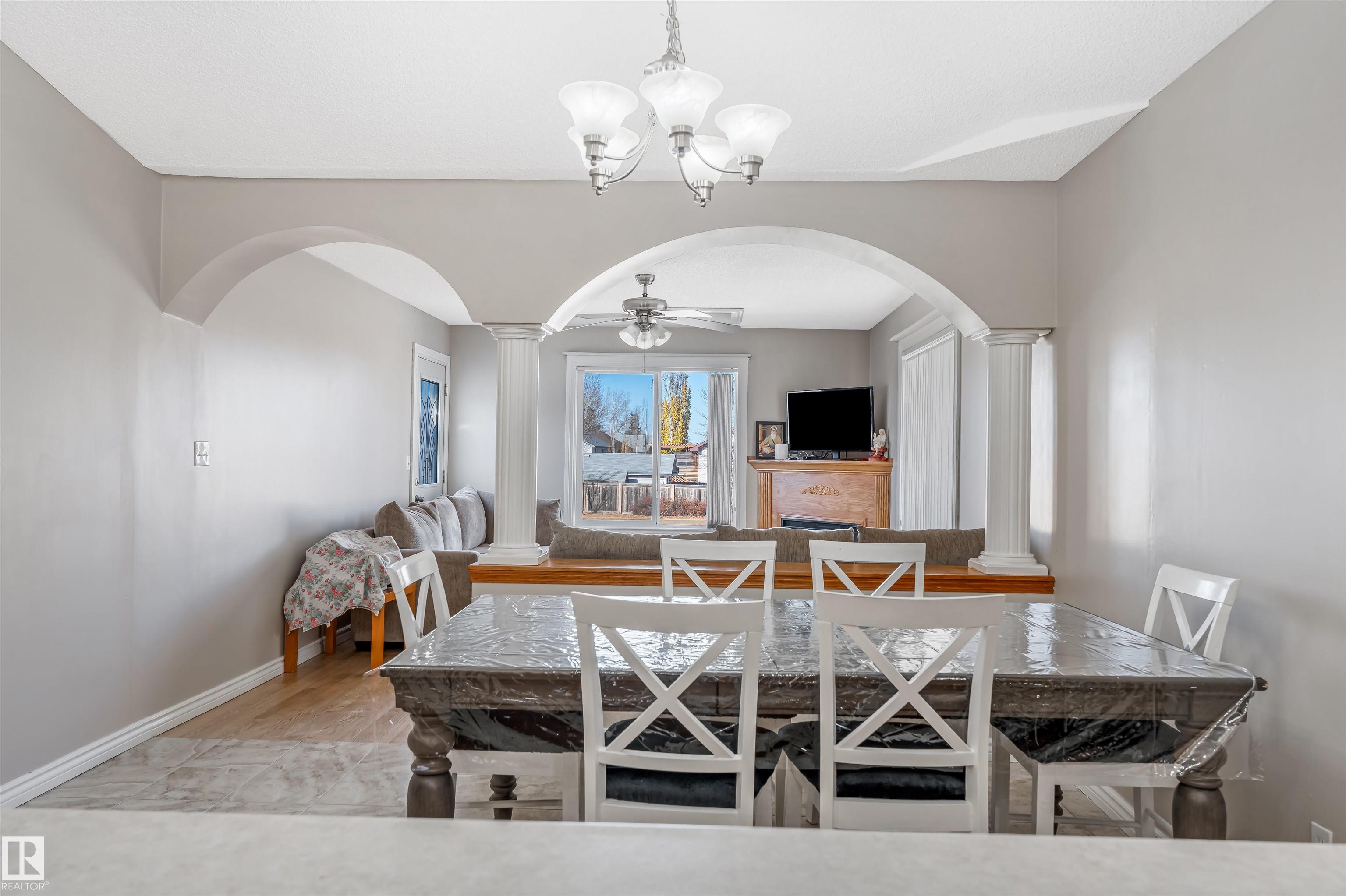 Photo 13 at 510 Wiseman Lane NW, Wild Rose, Edmonton