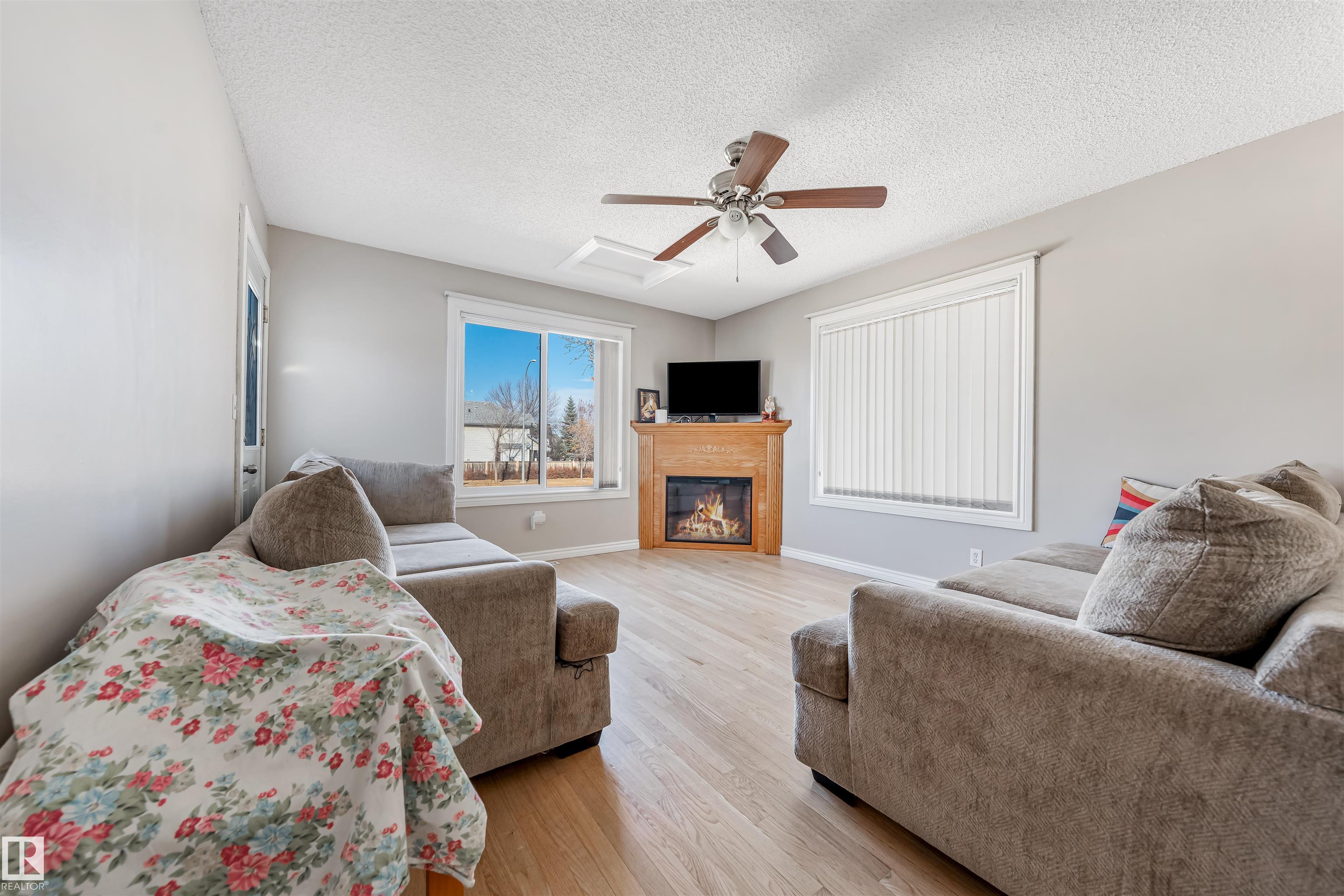 Photo 4 at 510 Wiseman Lane NW, Wild Rose, Edmonton