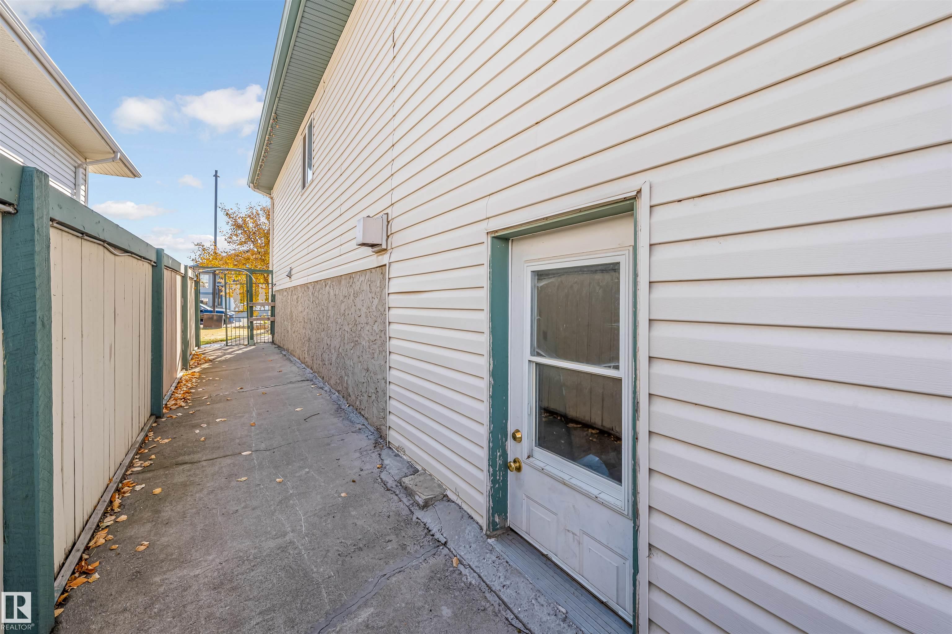 Photo 46 at 510 Wiseman Lane NW, Wild Rose, Edmonton