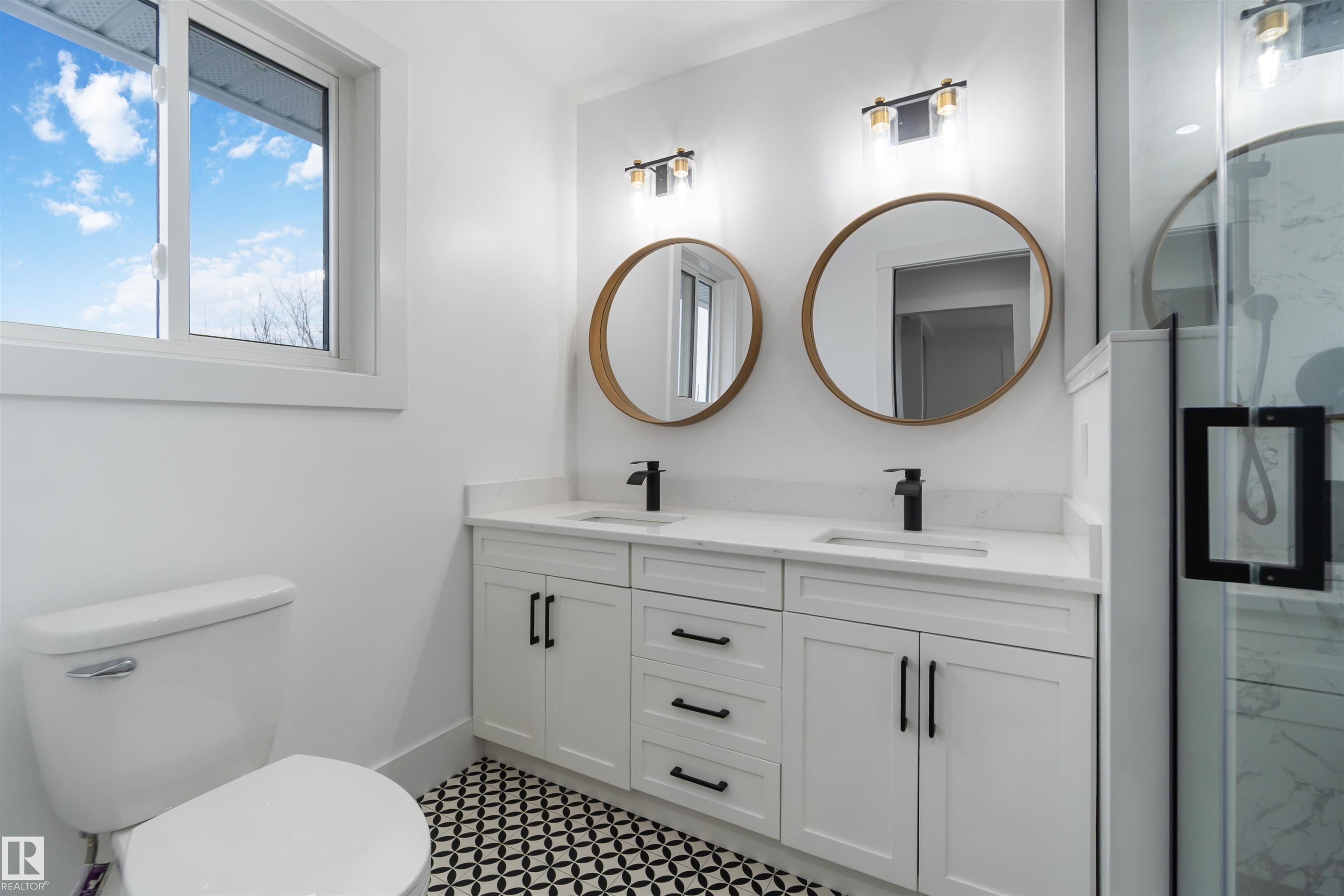 Photo 22 at 6719 95 Avenue NW, Ottewell, Edmonton