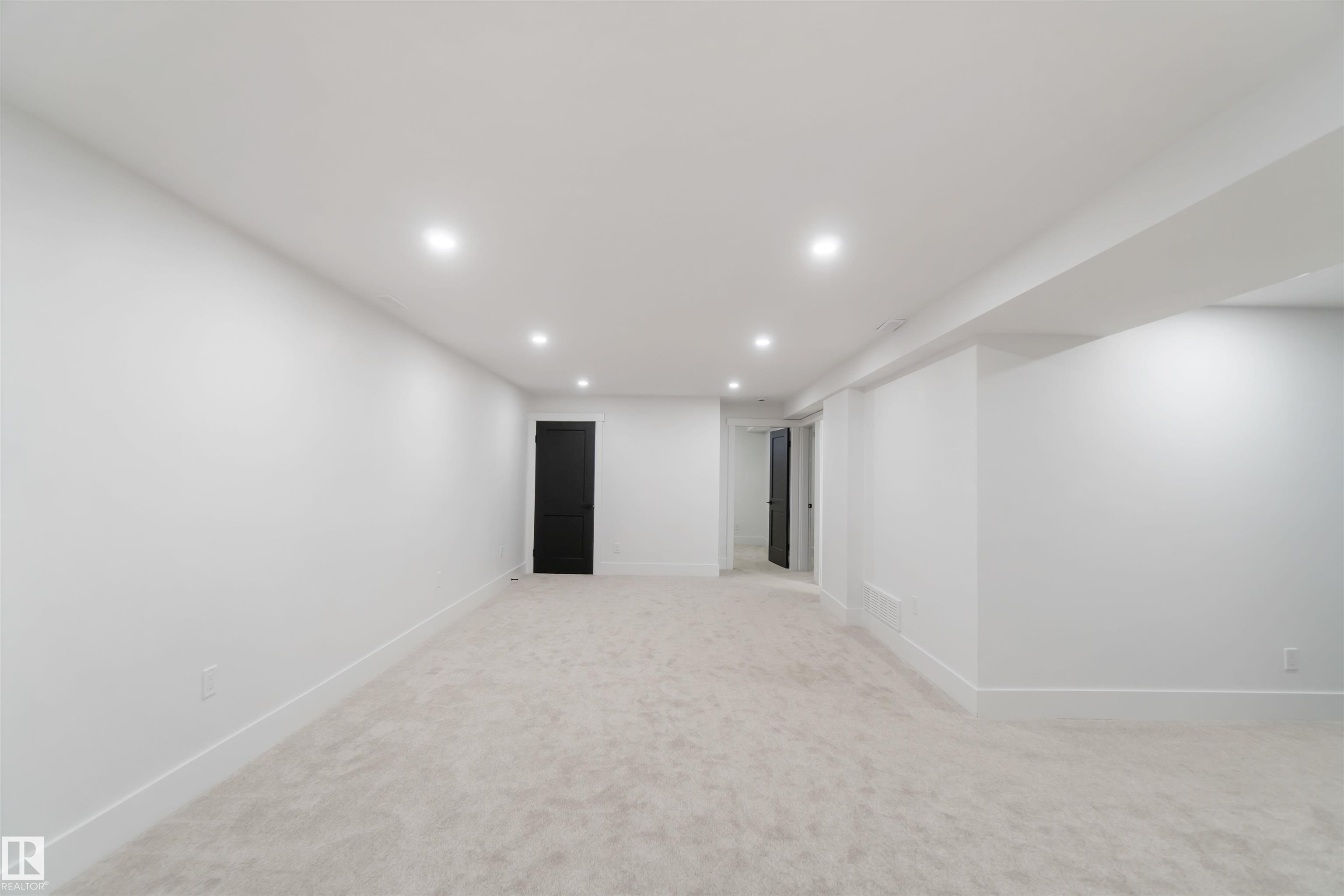 Photo 27 at 6719 95 Avenue NW, Ottewell, Edmonton