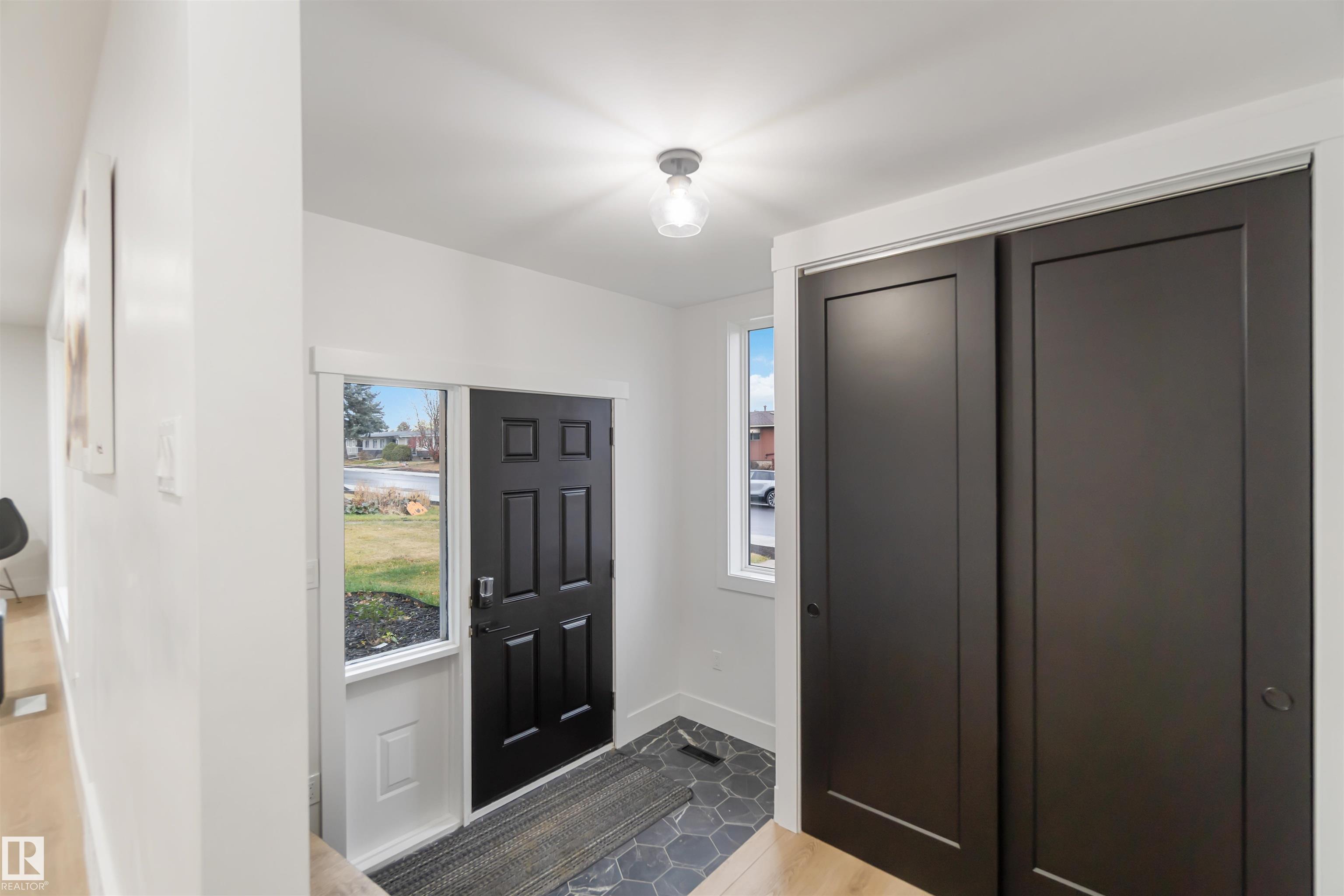 Photo 6 at 6719 95 Avenue NW, Ottewell, Edmonton