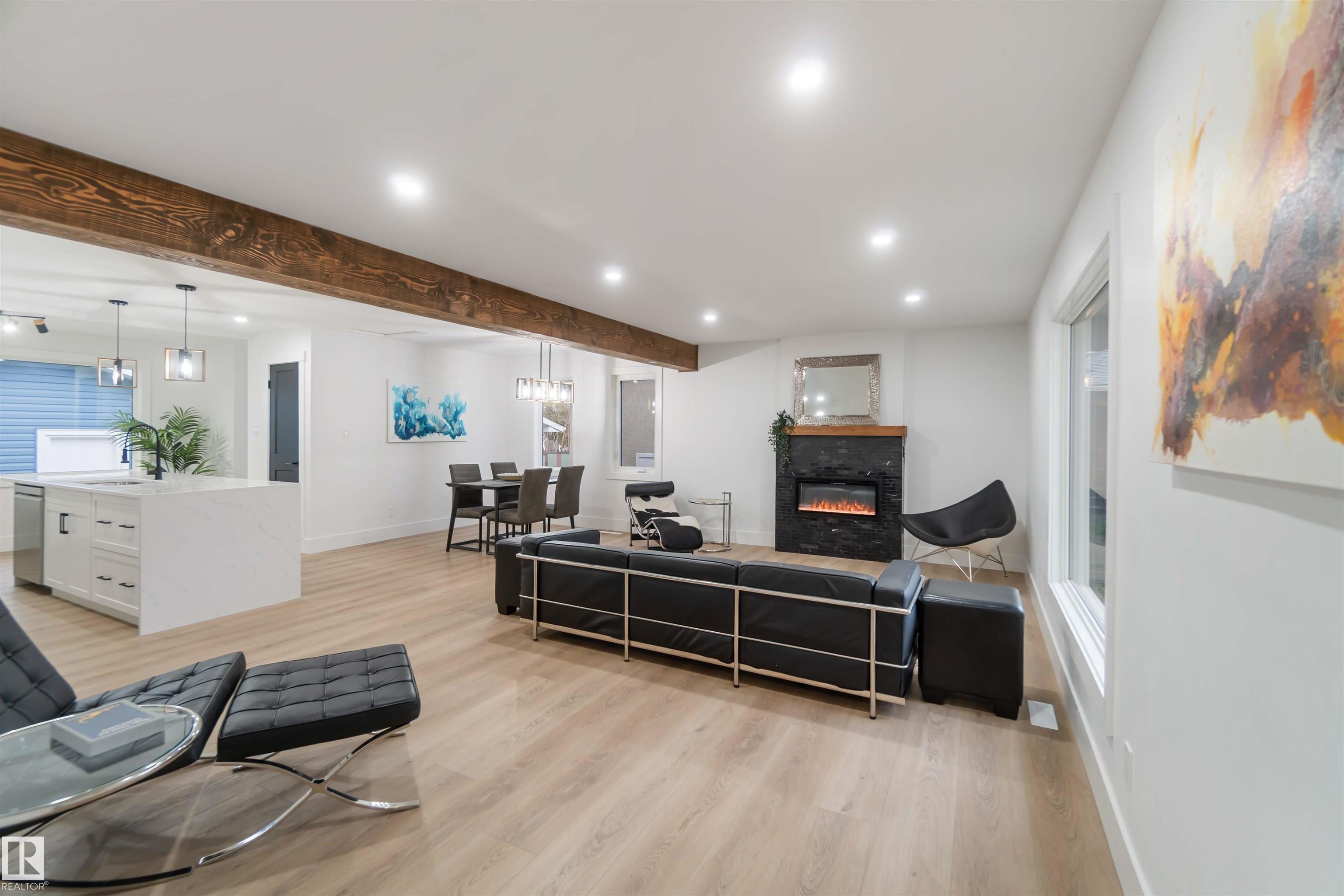 Photo 7 at 6719 95 Avenue NW, Ottewell, Edmonton