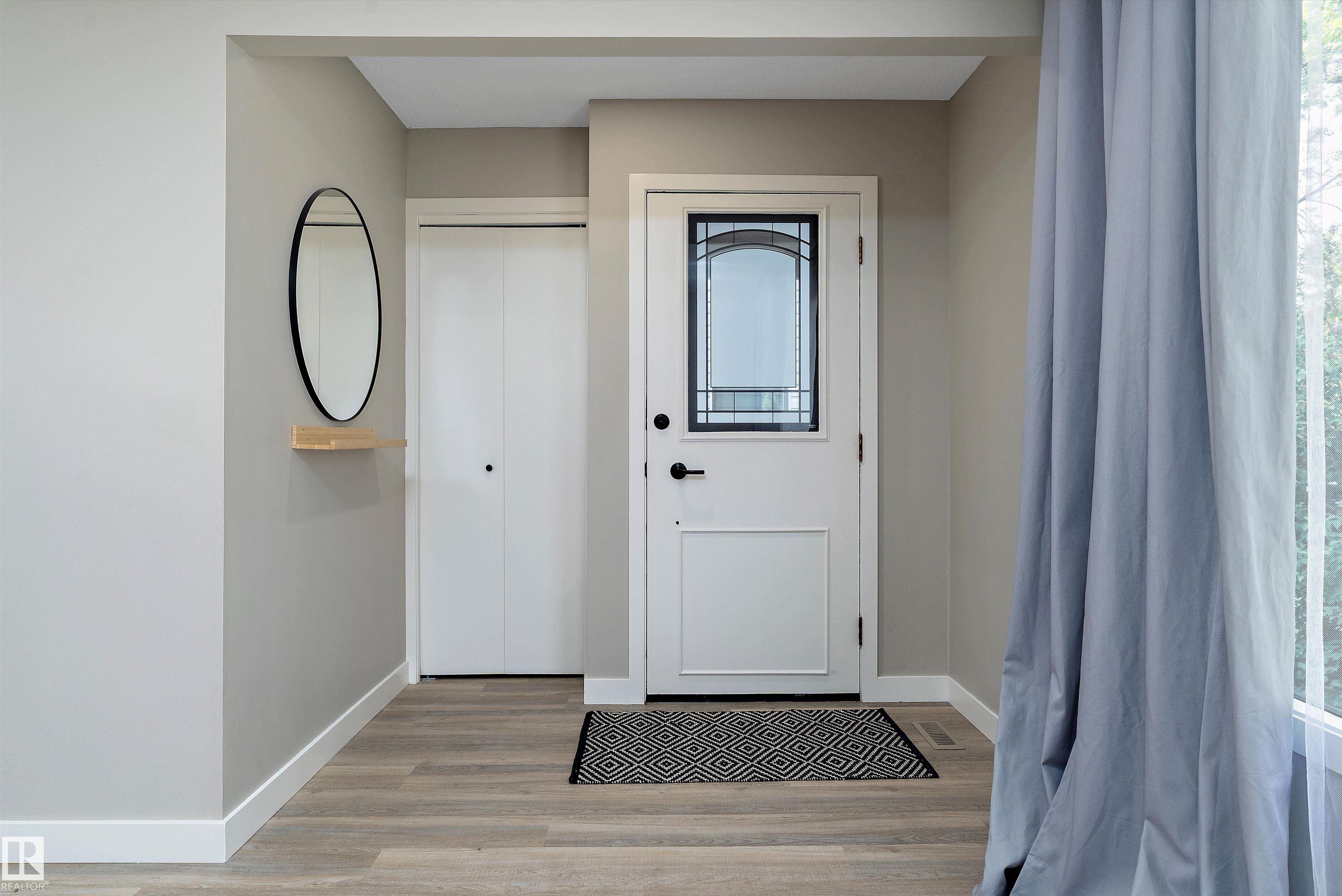 Photo 4 at 10157 145 Street NW, Grovenor, Edmonton