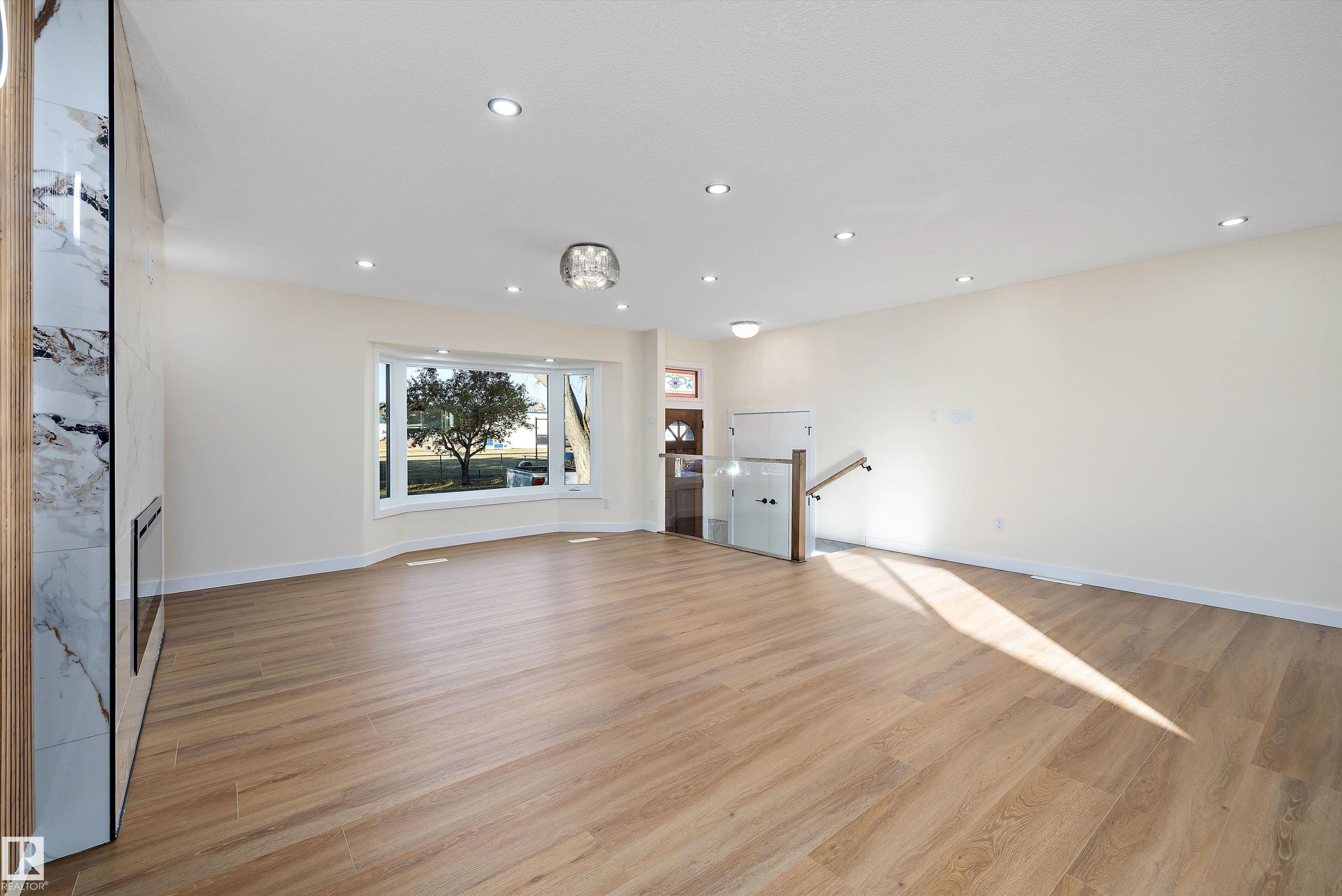 Picture for 11031 153A ST NW