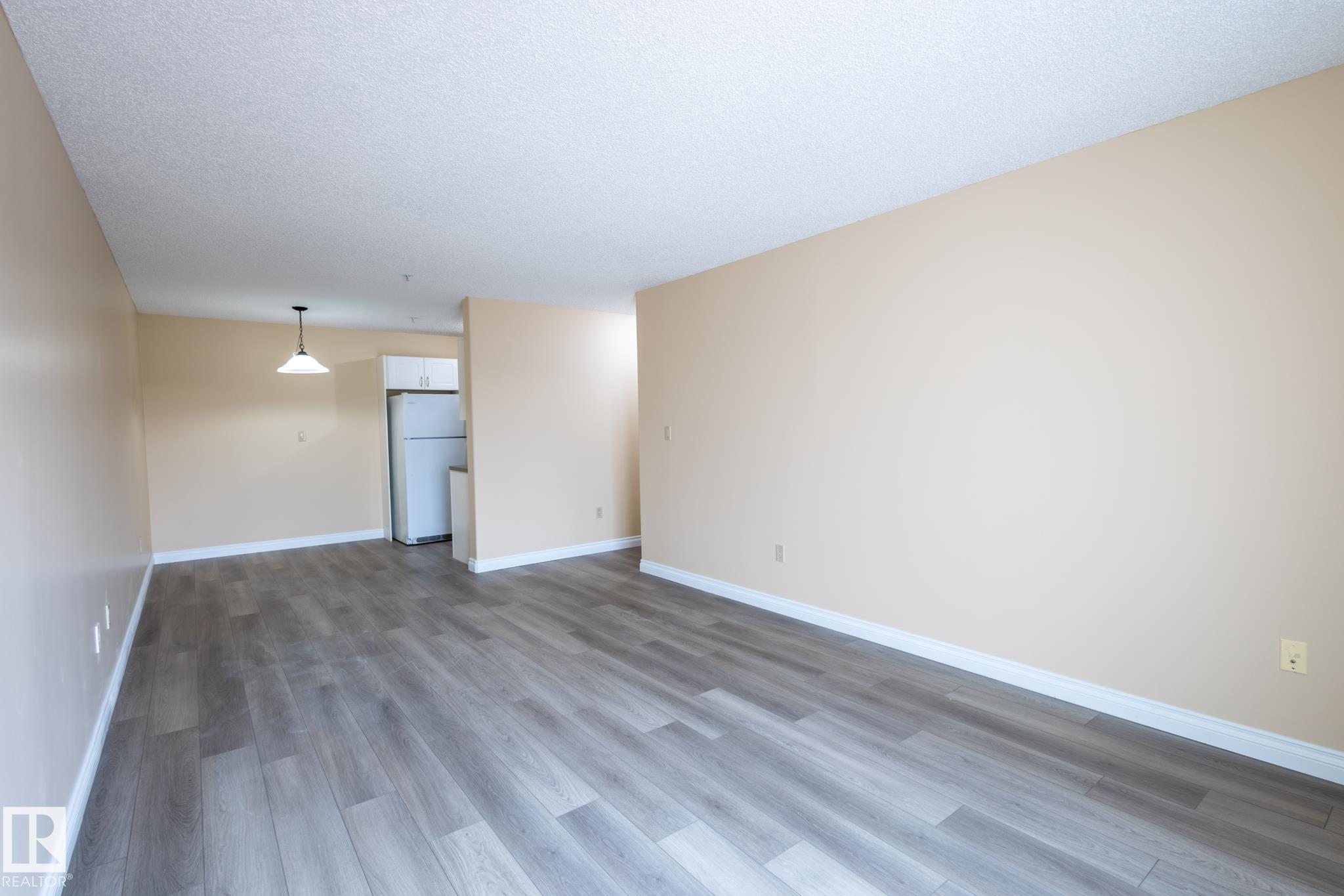 Photo 8 at 404 - 11446 40 Avenue NW, Royal Gardens, Edmonton