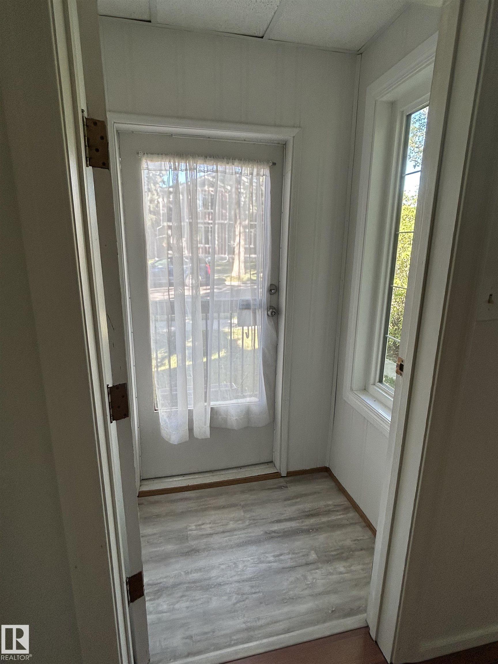 Photo 6 at 10657 64 Avenue NW, Allendale, Edmonton