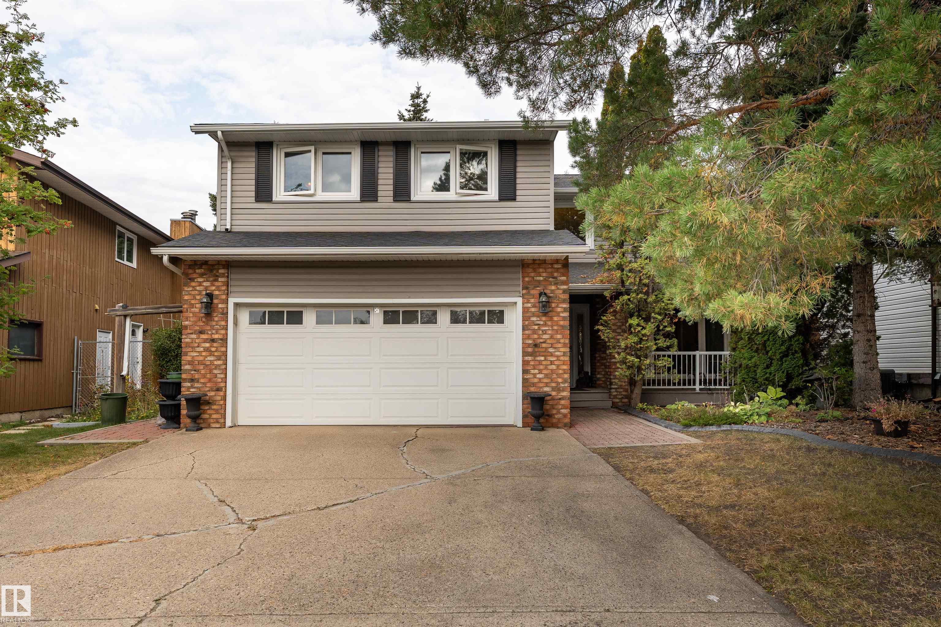 5310 39b Avenue NW, Greenview, Edmonton 