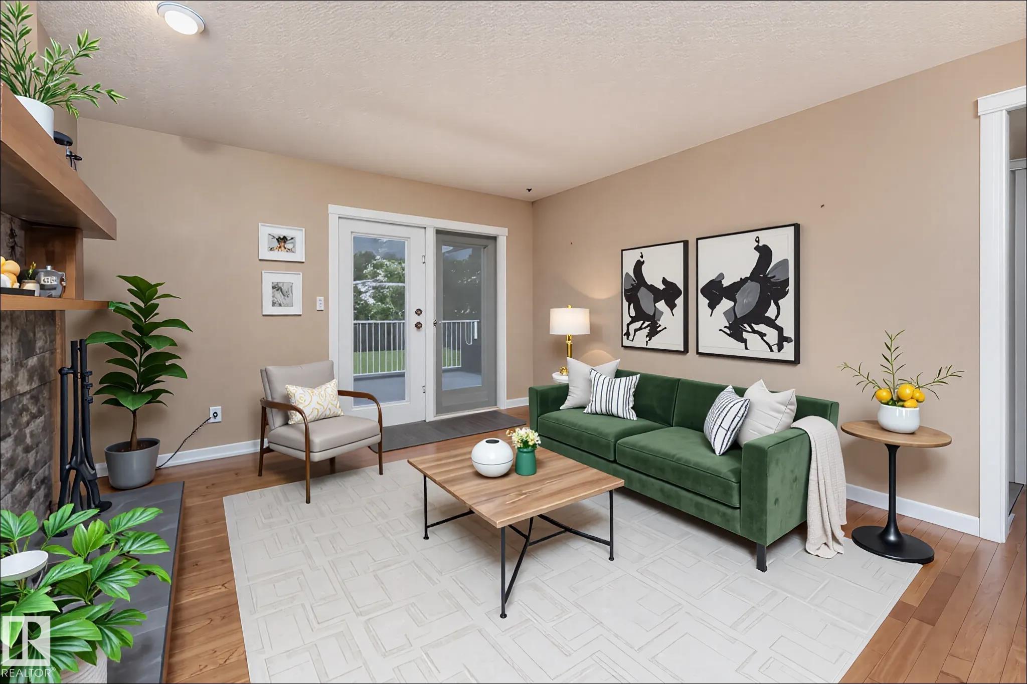 Photo 11 at 5310 39b Avenue NW, Greenview, Edmonton