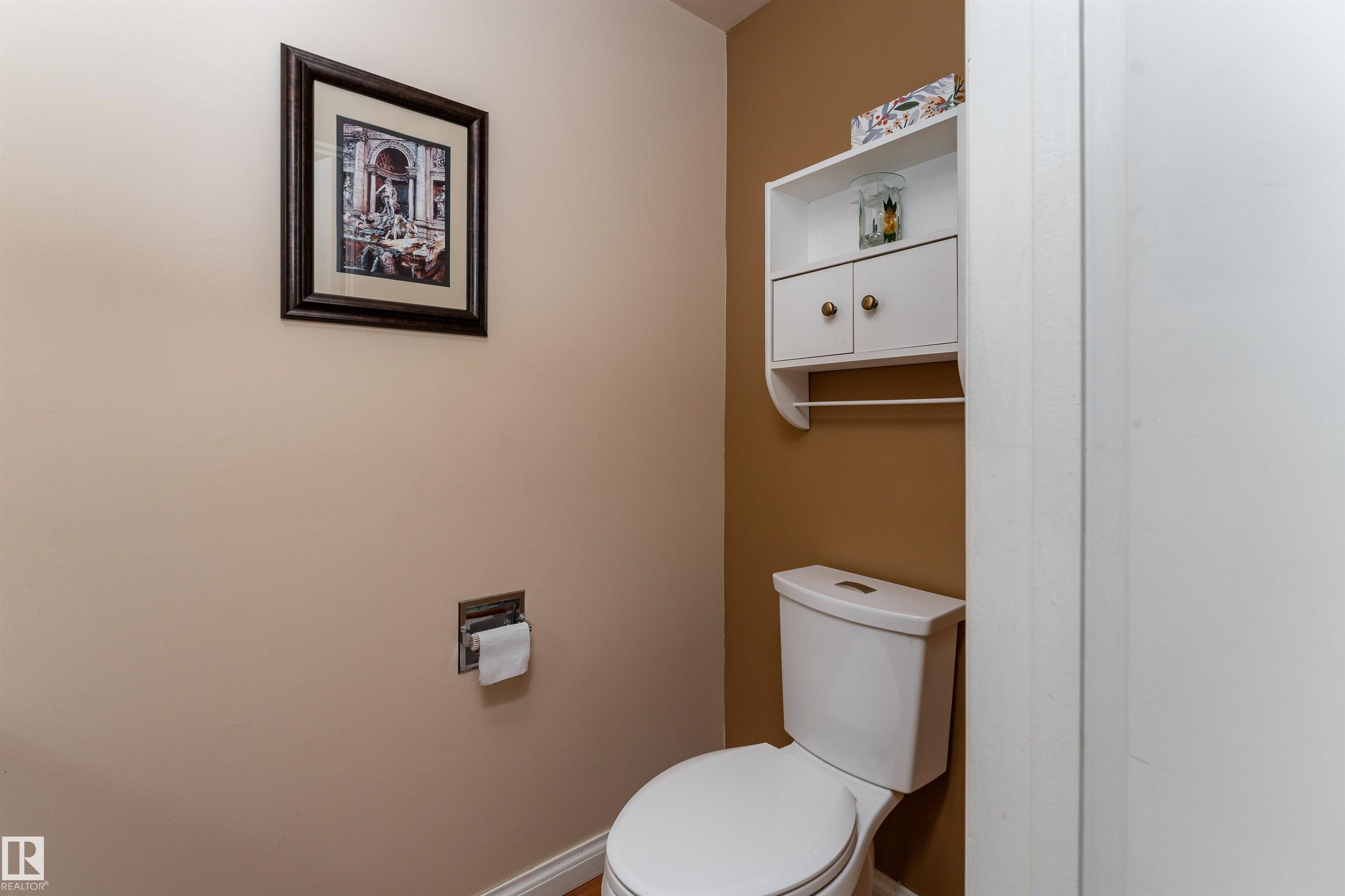 Photo 16 at 5310 39b Avenue NW, Greenview, Edmonton