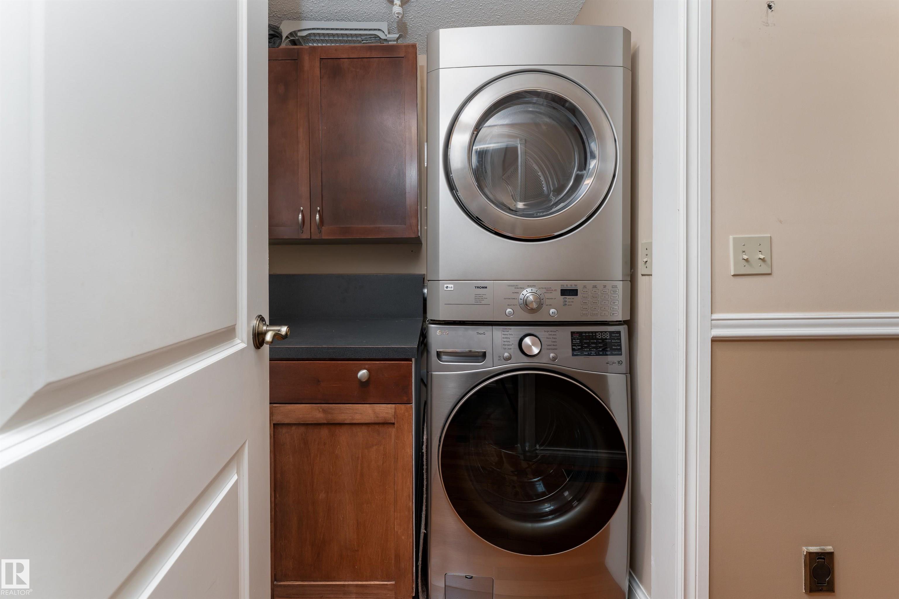 Photo 19 at 5310 39b Avenue NW, Greenview, Edmonton