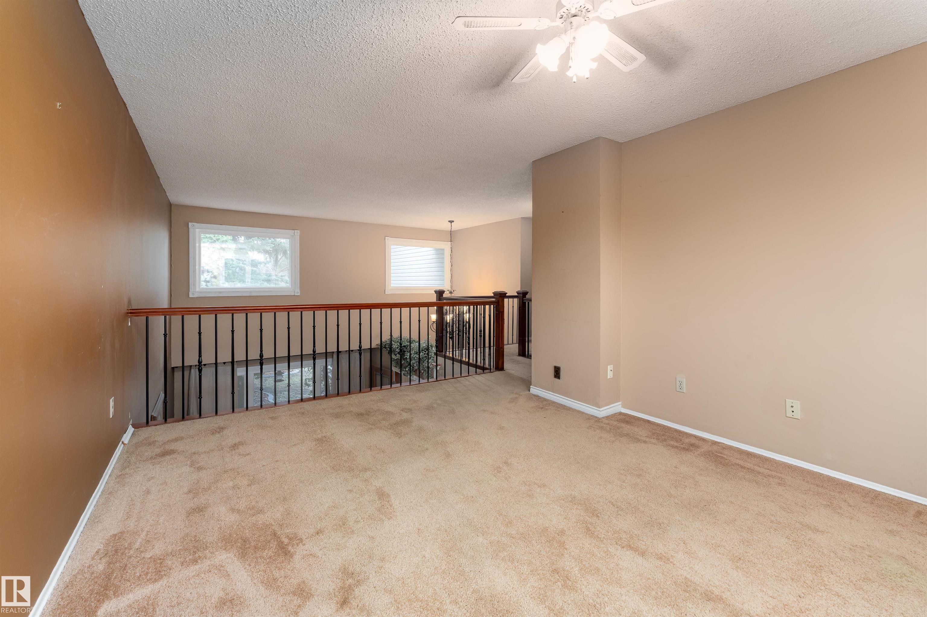Photo 23 at 5310 39b Avenue NW, Greenview, Edmonton