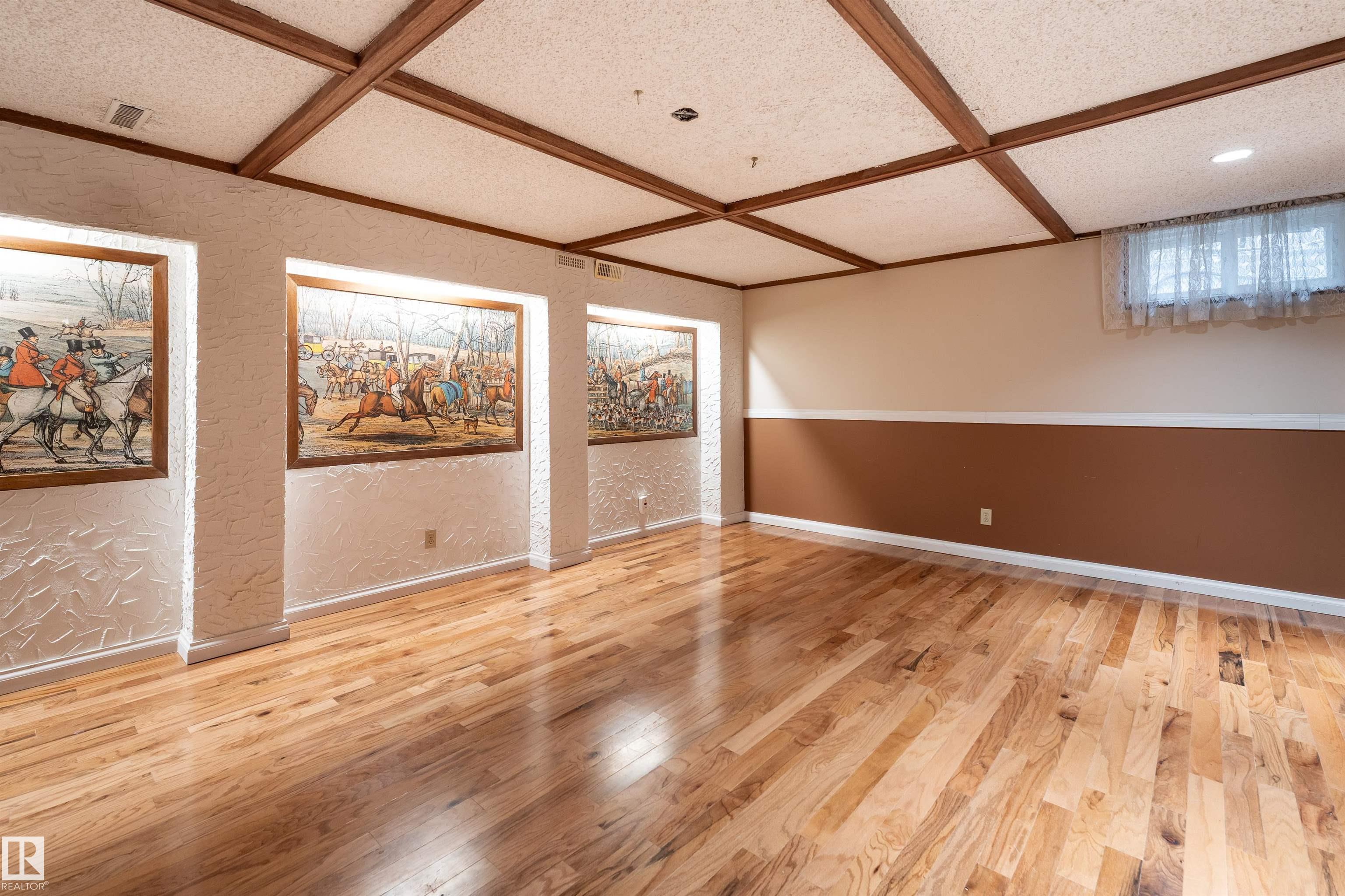 Photo 40 at 5310 39b Avenue NW, Greenview, Edmonton