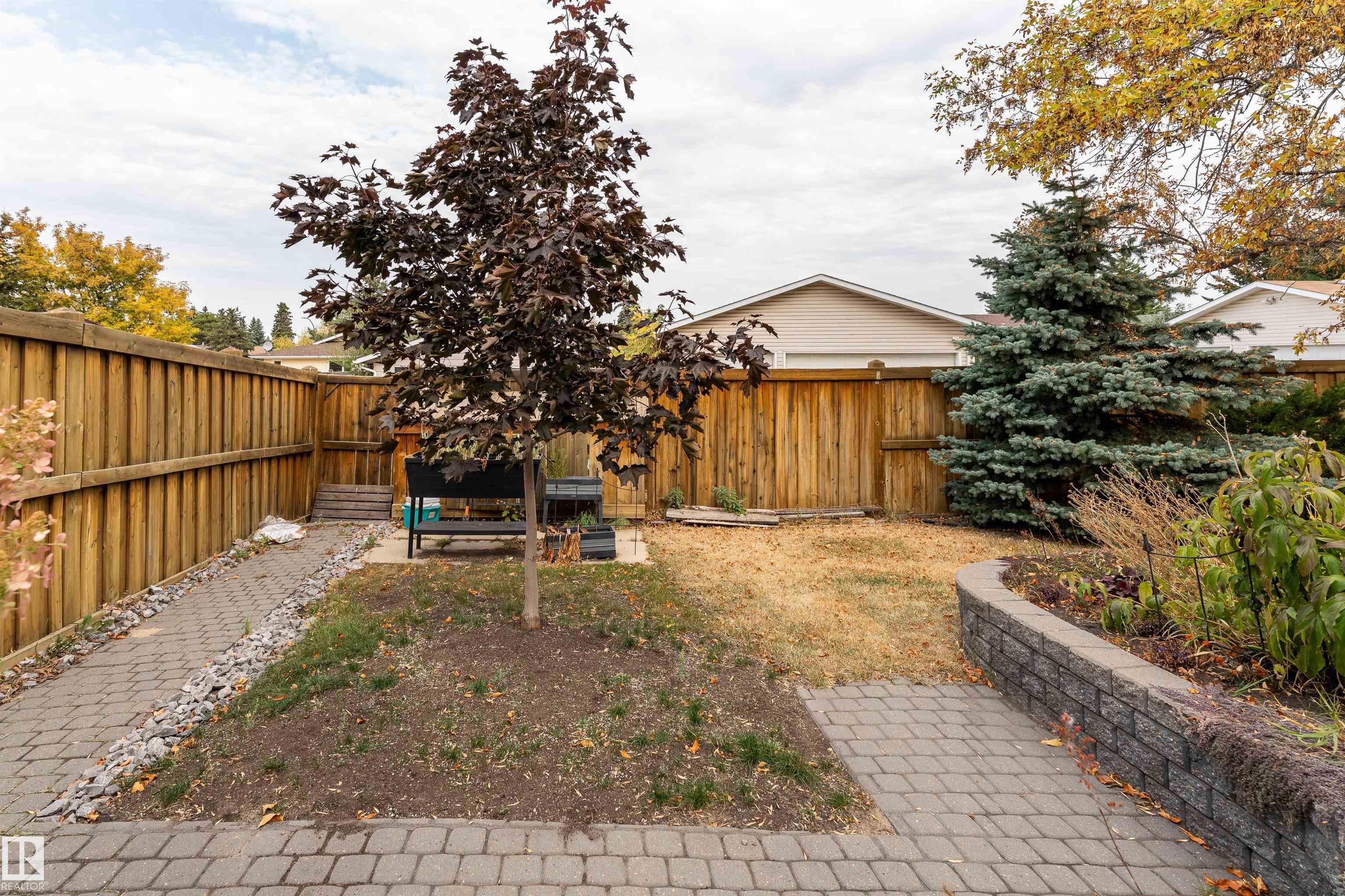 Photo 59 at 5310 39b Avenue NW, Greenview, Edmonton