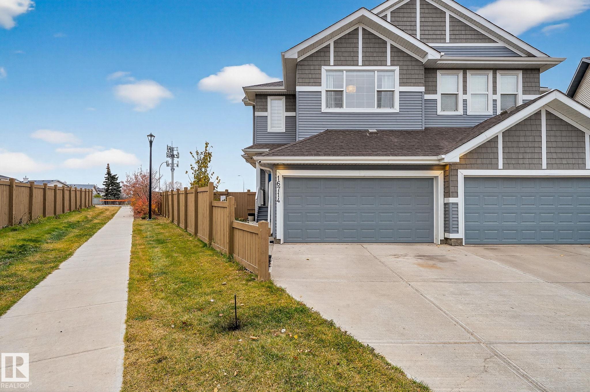 Photo 2 at 16714 65a Street NW, McConachie Area, Edmonton