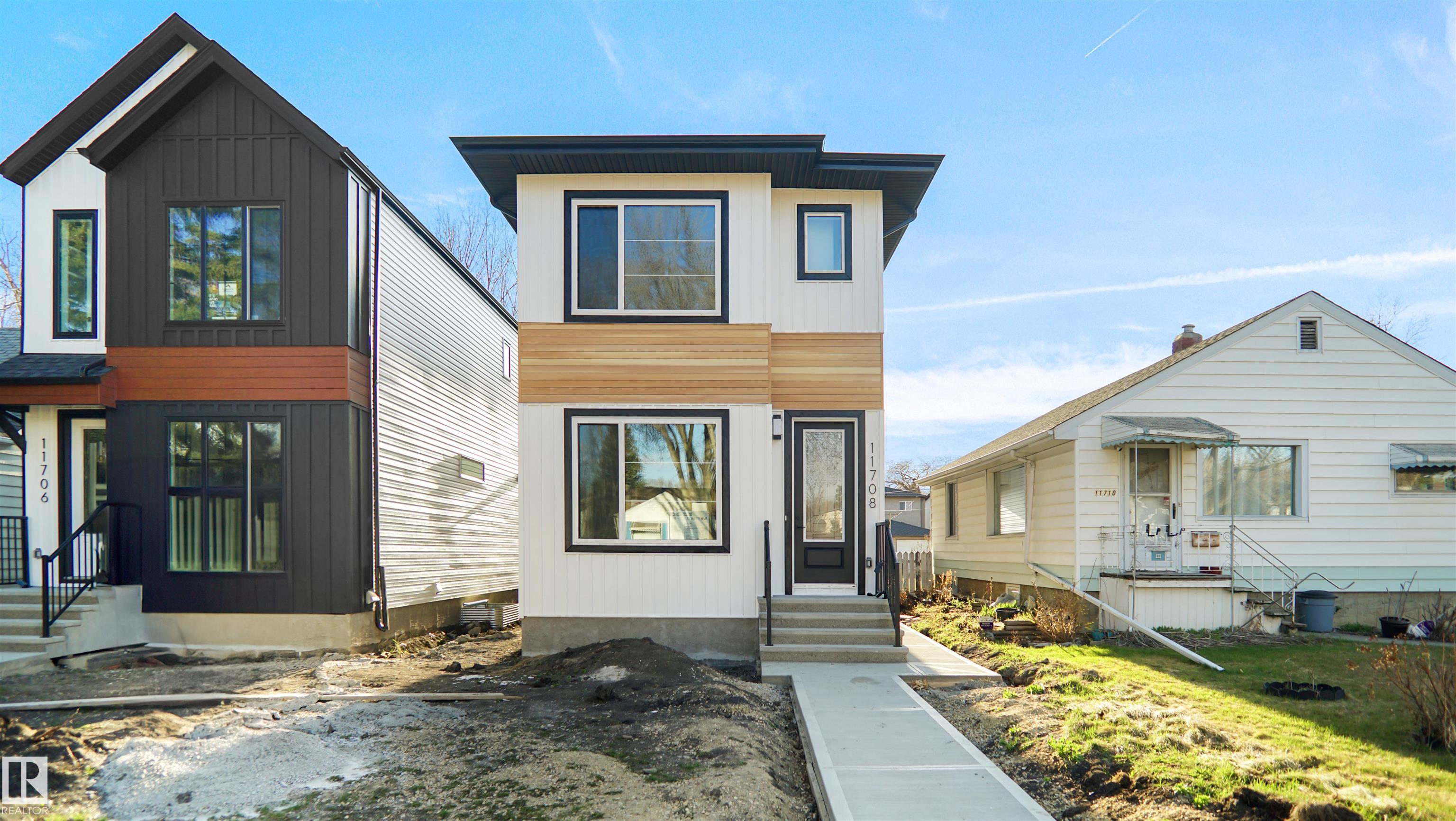 Photo 2 at 11708 126 Street NW, Inglewood, Edmonton