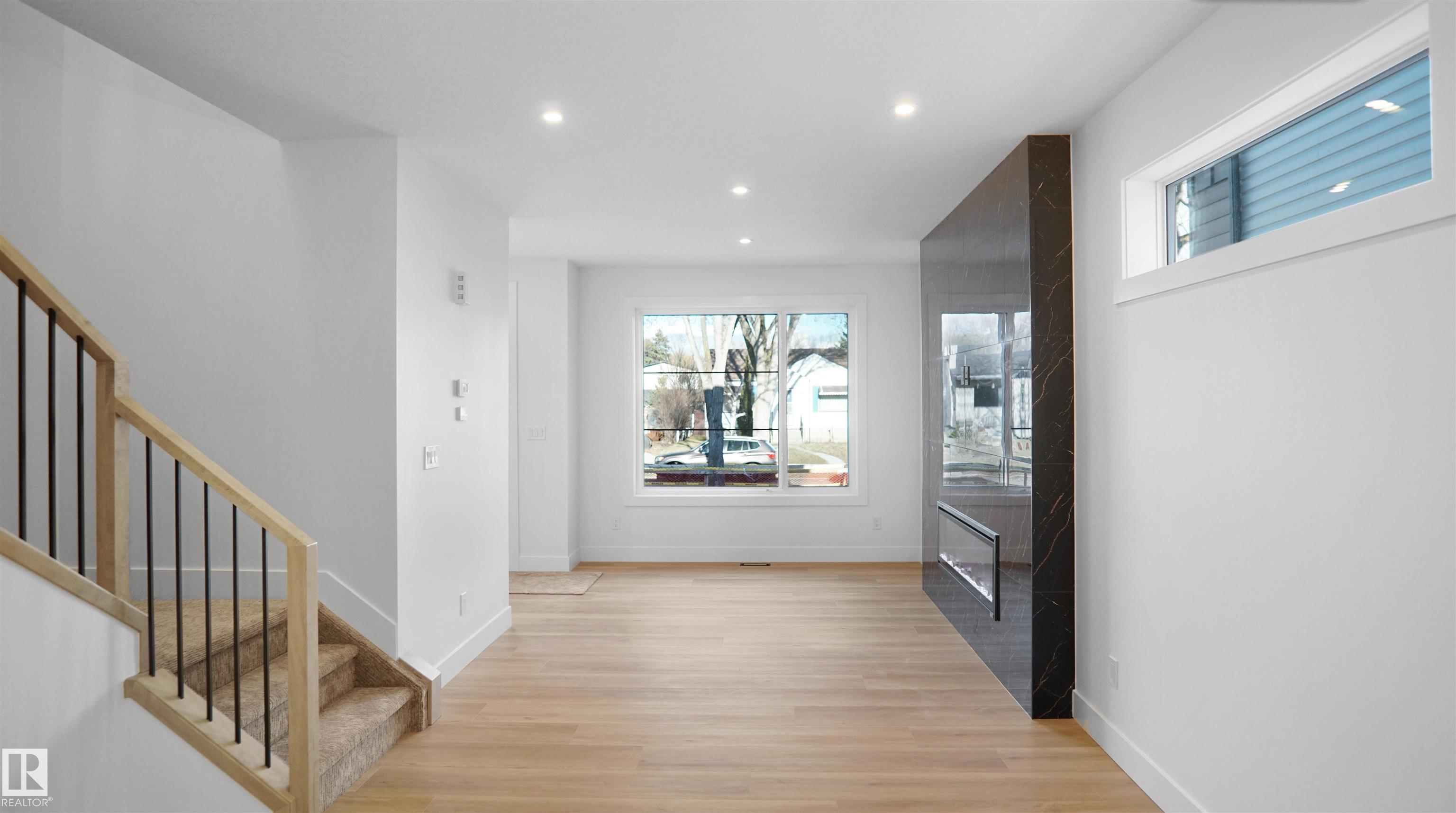 Photo 13 at 11708 126 Street NW, Inglewood, Edmonton