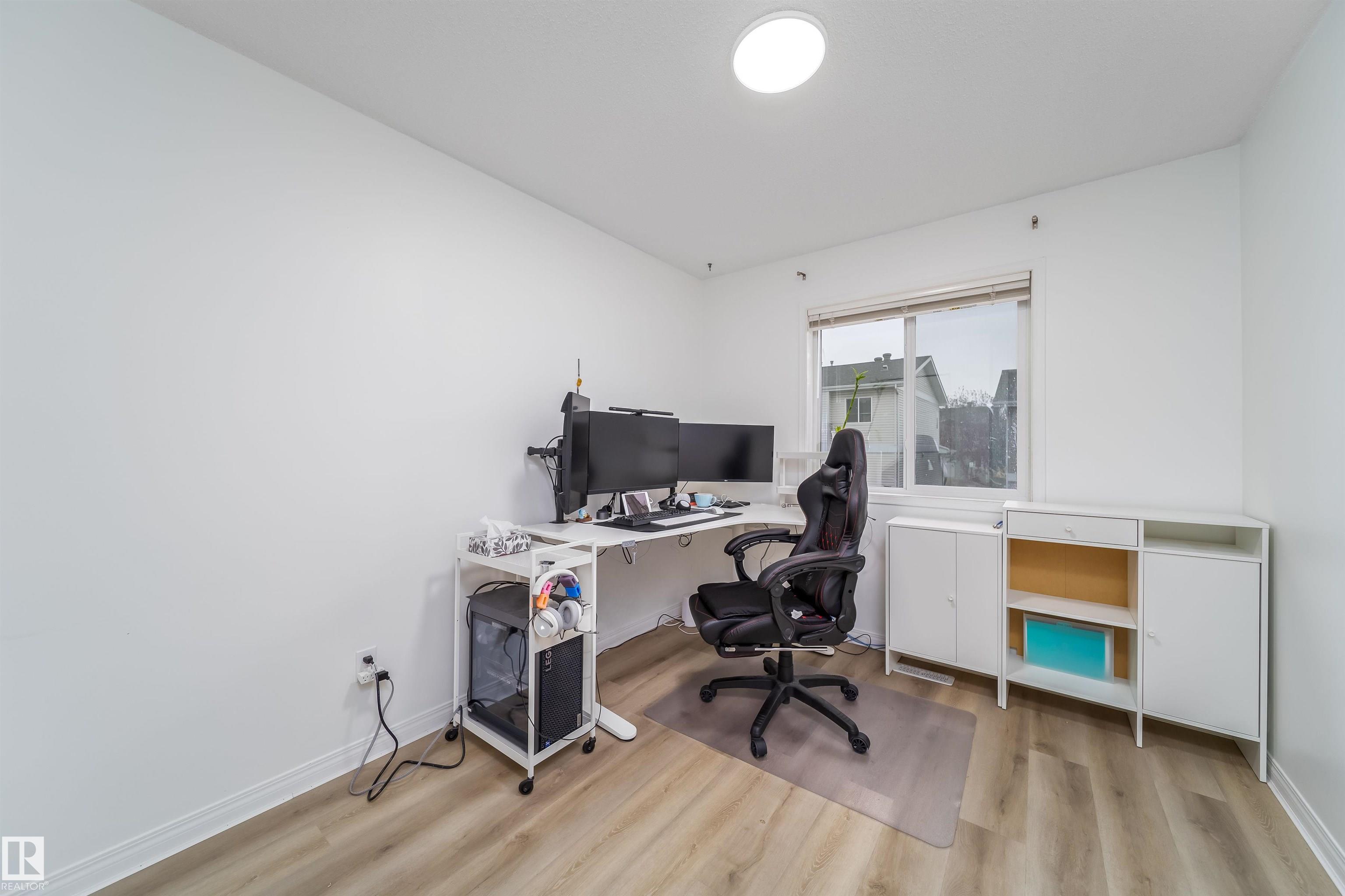 Photo 15 at 30 - 130 Hyndman Crescent NW, River Valley Hermitage, Edmonton