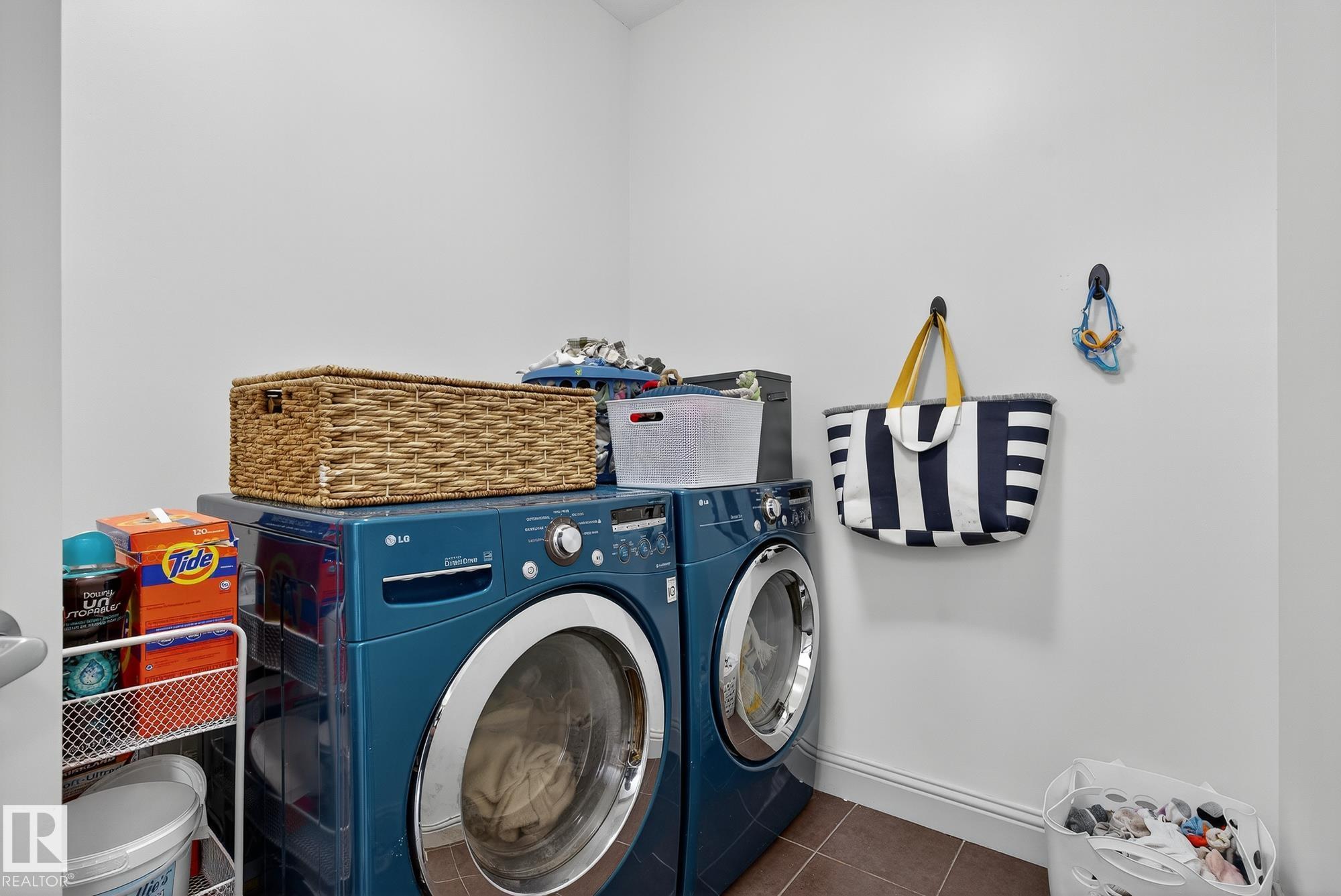 Photo 34 at 6231 18 Avenue SW, Walker, Edmonton