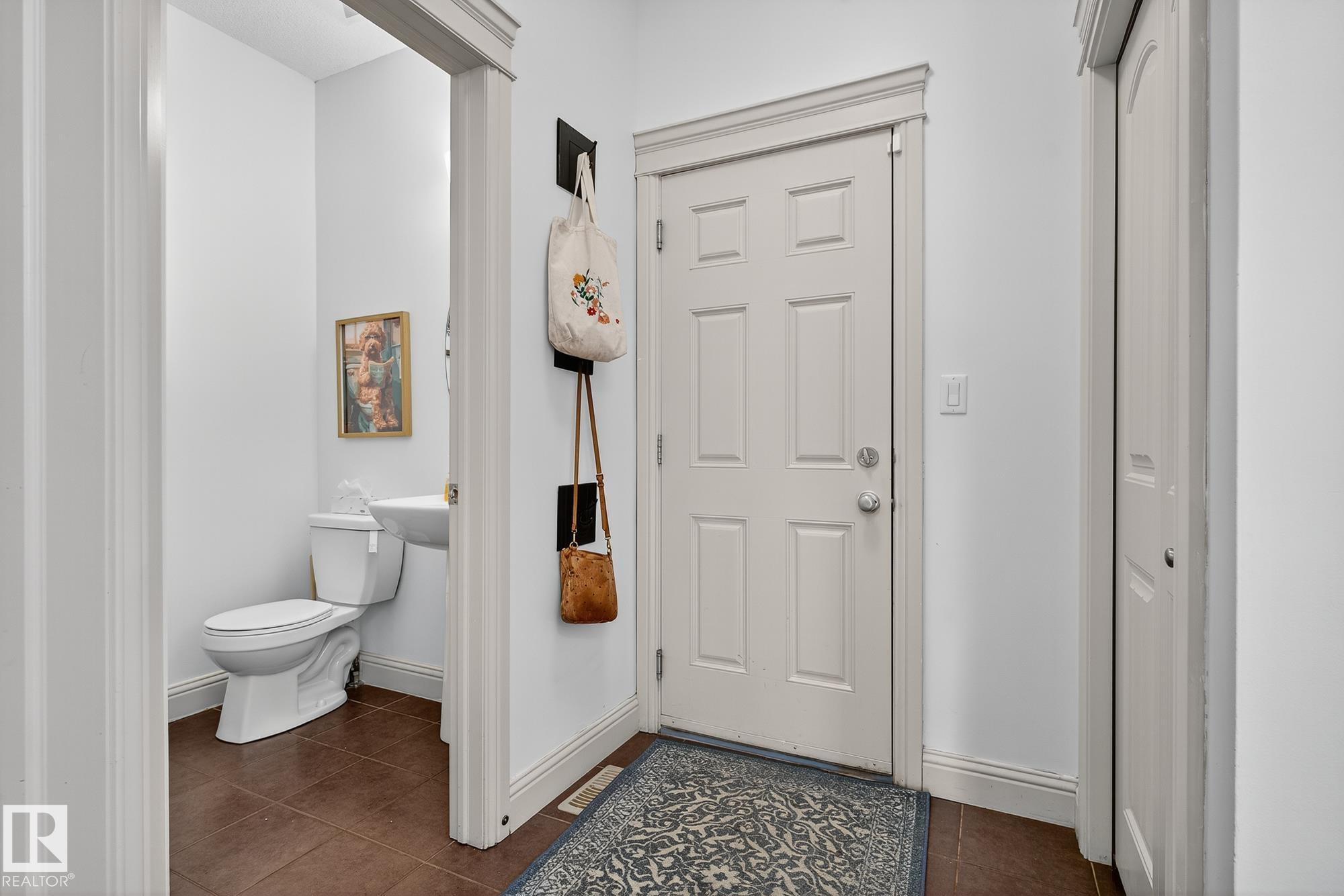 Photo 35 at 6231 18 Avenue SW, Walker, Edmonton