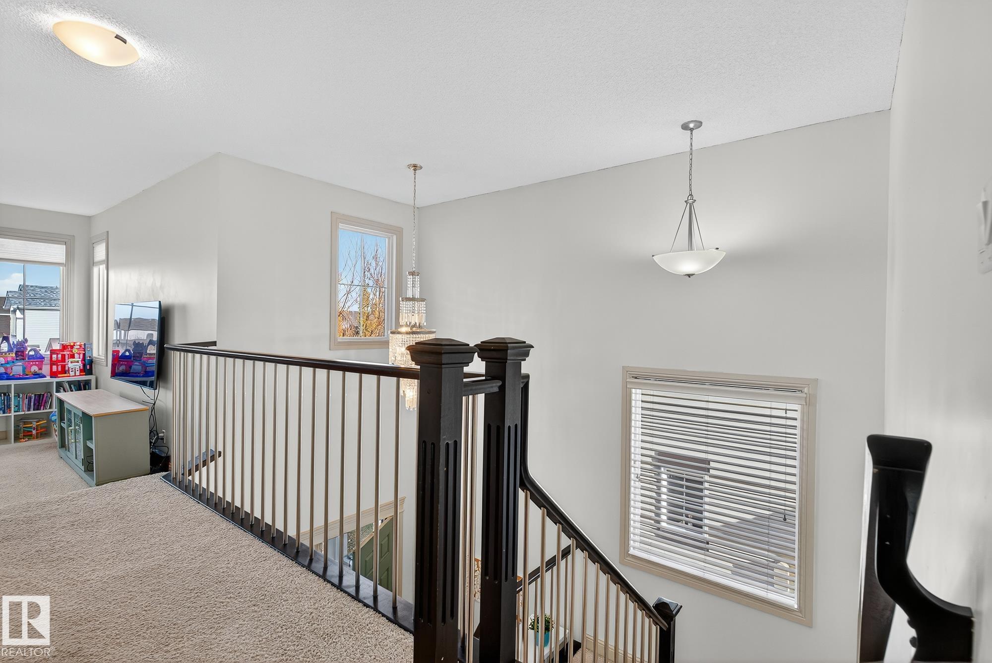 Photo 37 at 6231 18 Avenue SW, Walker, Edmonton