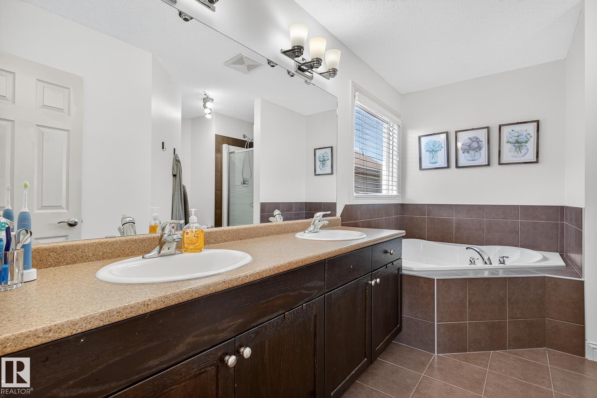 Photo 44 at 6231 18 Avenue SW, Walker, Edmonton