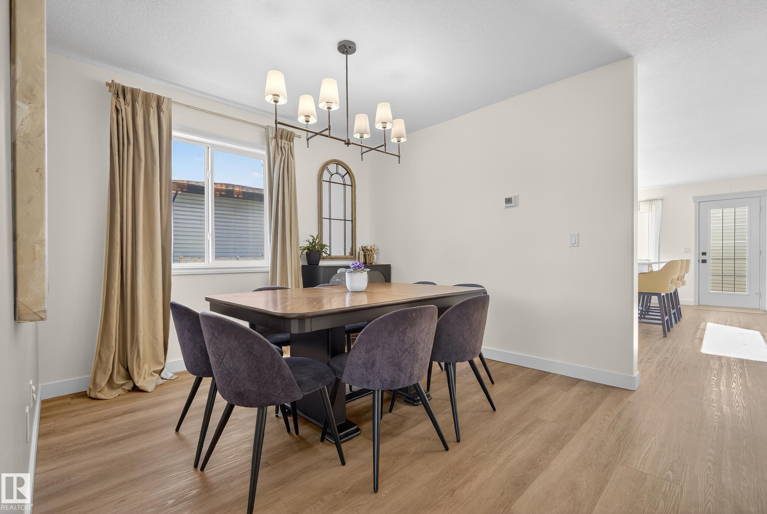 Photo 12 at 8705 92a Avenue NW, Strathearn, Edmonton