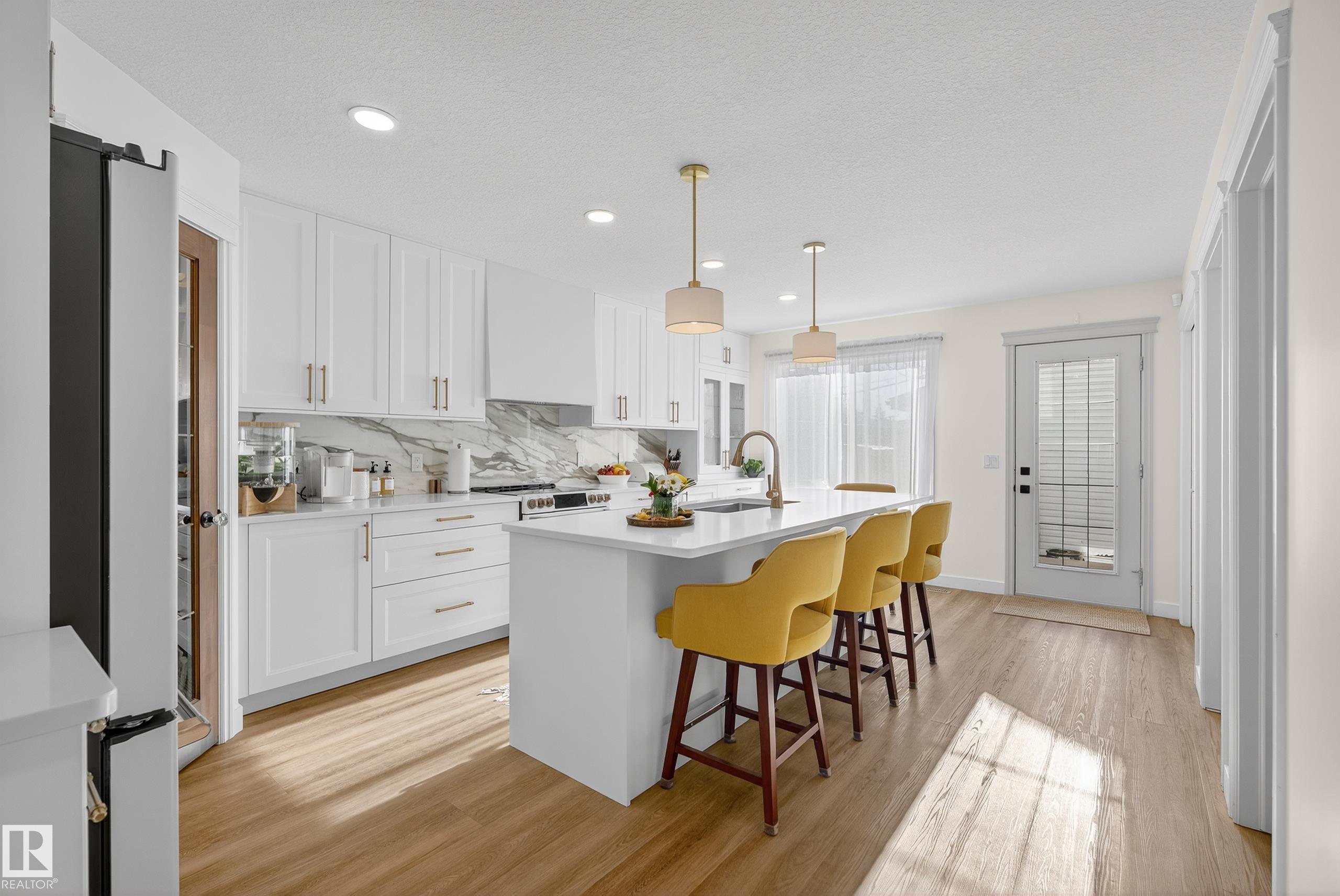 Photo 14 at 8705 92a Avenue NW, Strathearn, Edmonton