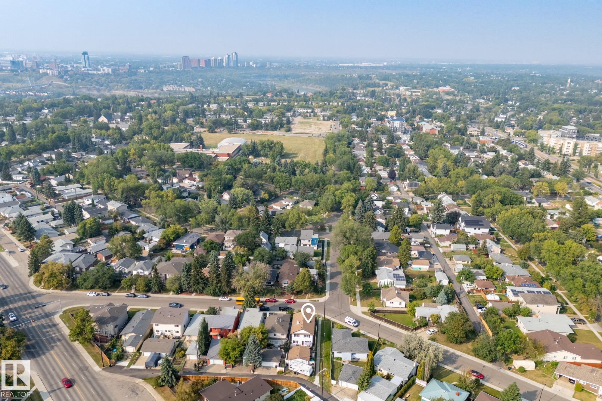 Photo 70 at 8705 92a Avenue NW, Strathearn, Edmonton