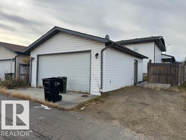 Photo 5 at 16229 57 Street NW, Hollick-Kenyon, Edmonton