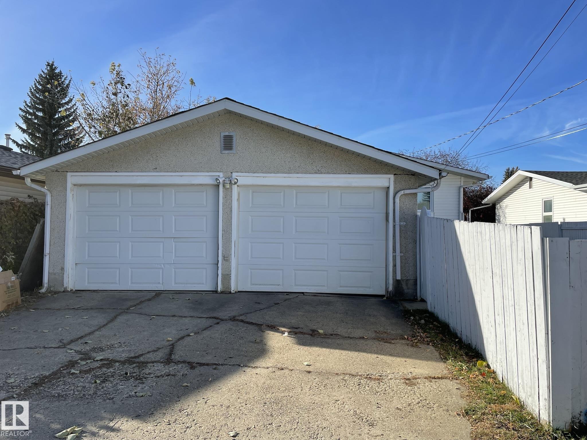 Photo 14 at 4327 114a Street NW, Royal Gardens, Edmonton