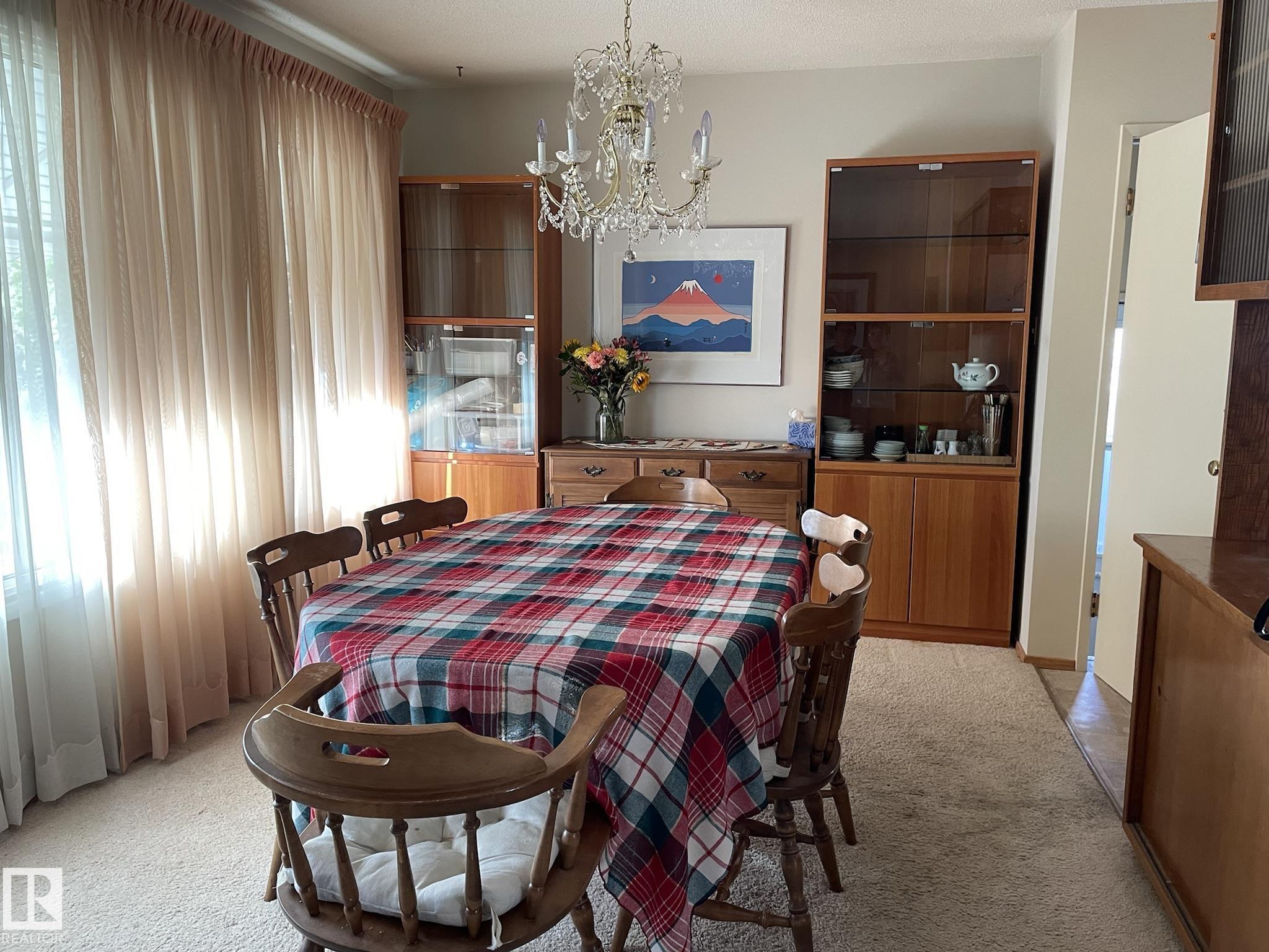 Photo 4 at 4327 114a Street NW, Royal Gardens, Edmonton