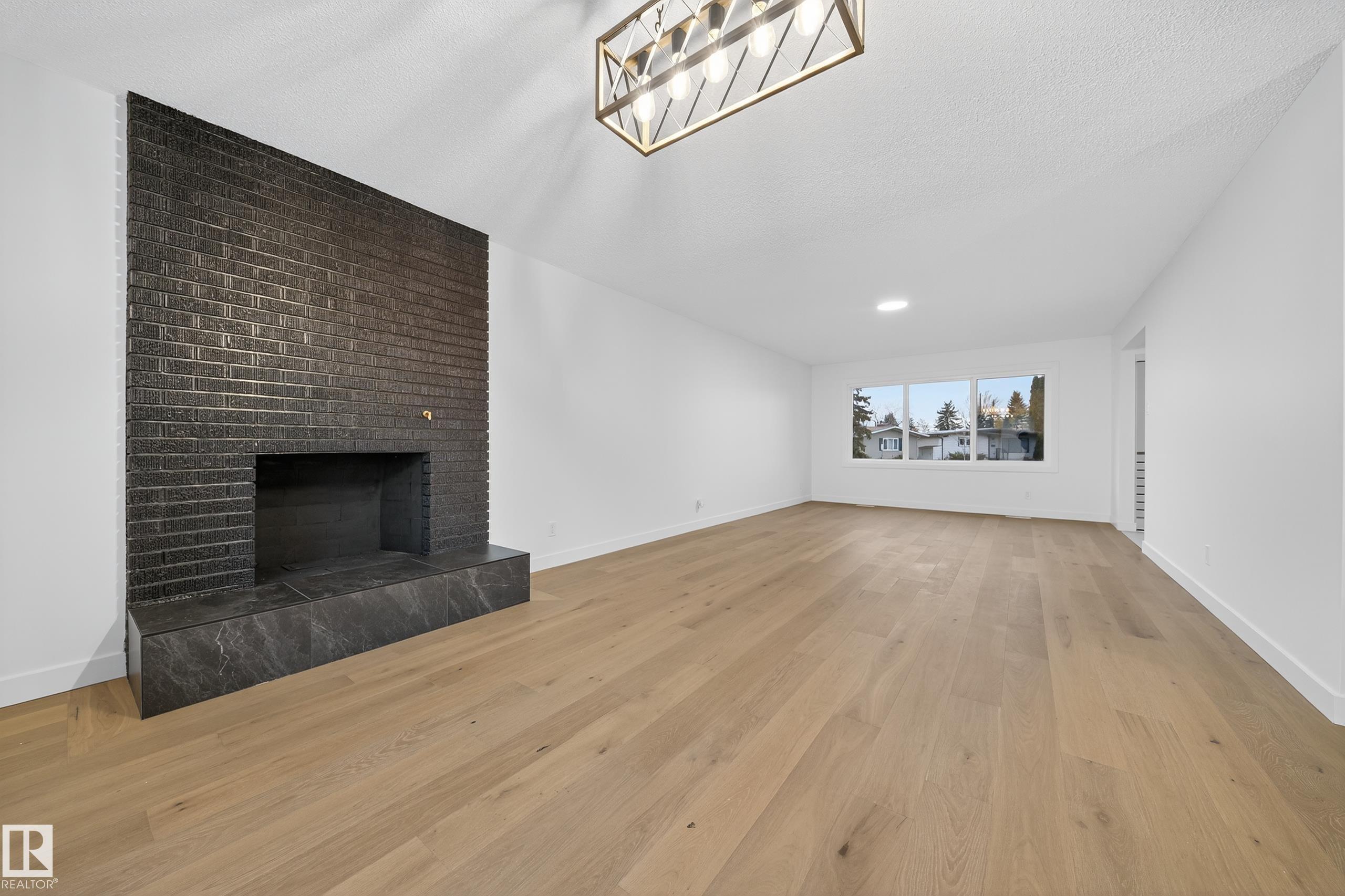 Photo 13 at 11147 36a Avenue NW, Greenfield, Edmonton