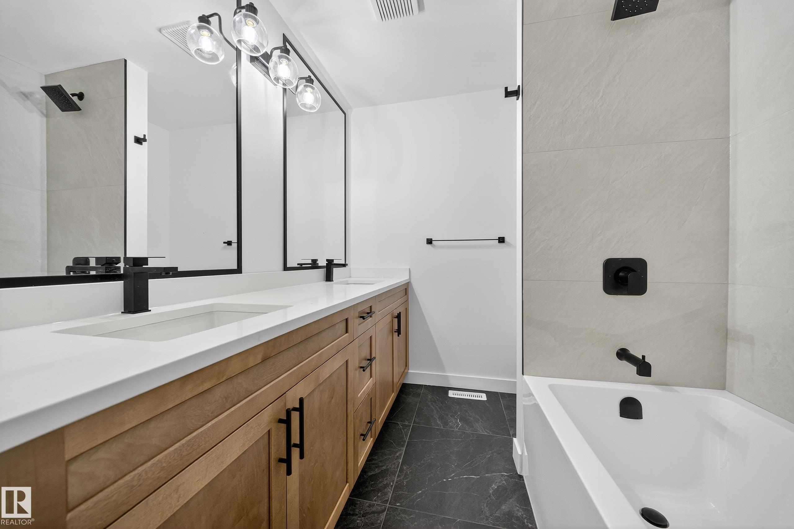 Photo 19 at 11147 36a Avenue NW, Greenfield, Edmonton