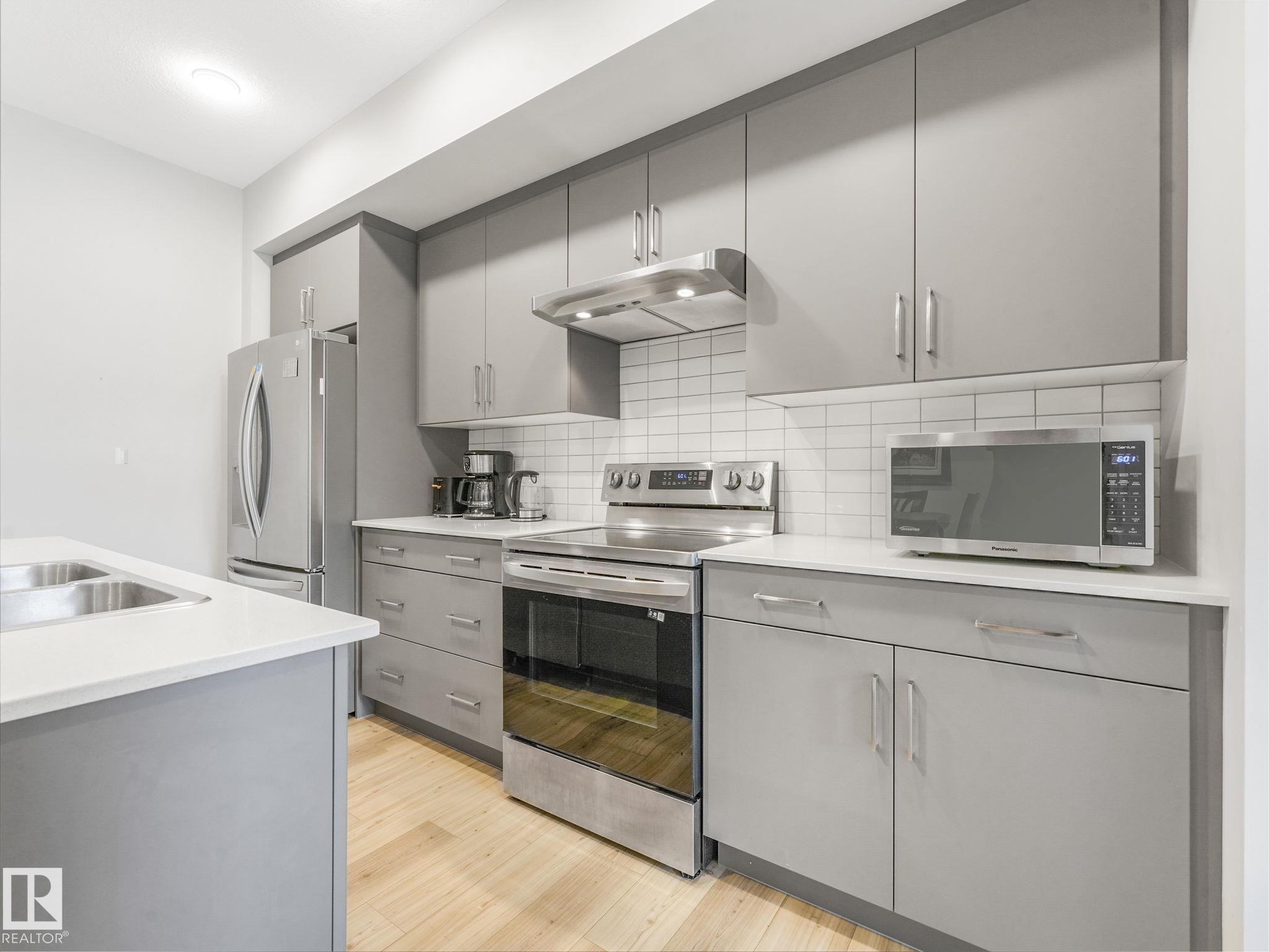 Photo 15 at 22671 81 Avenue NW, Rosenthal, Edmonton